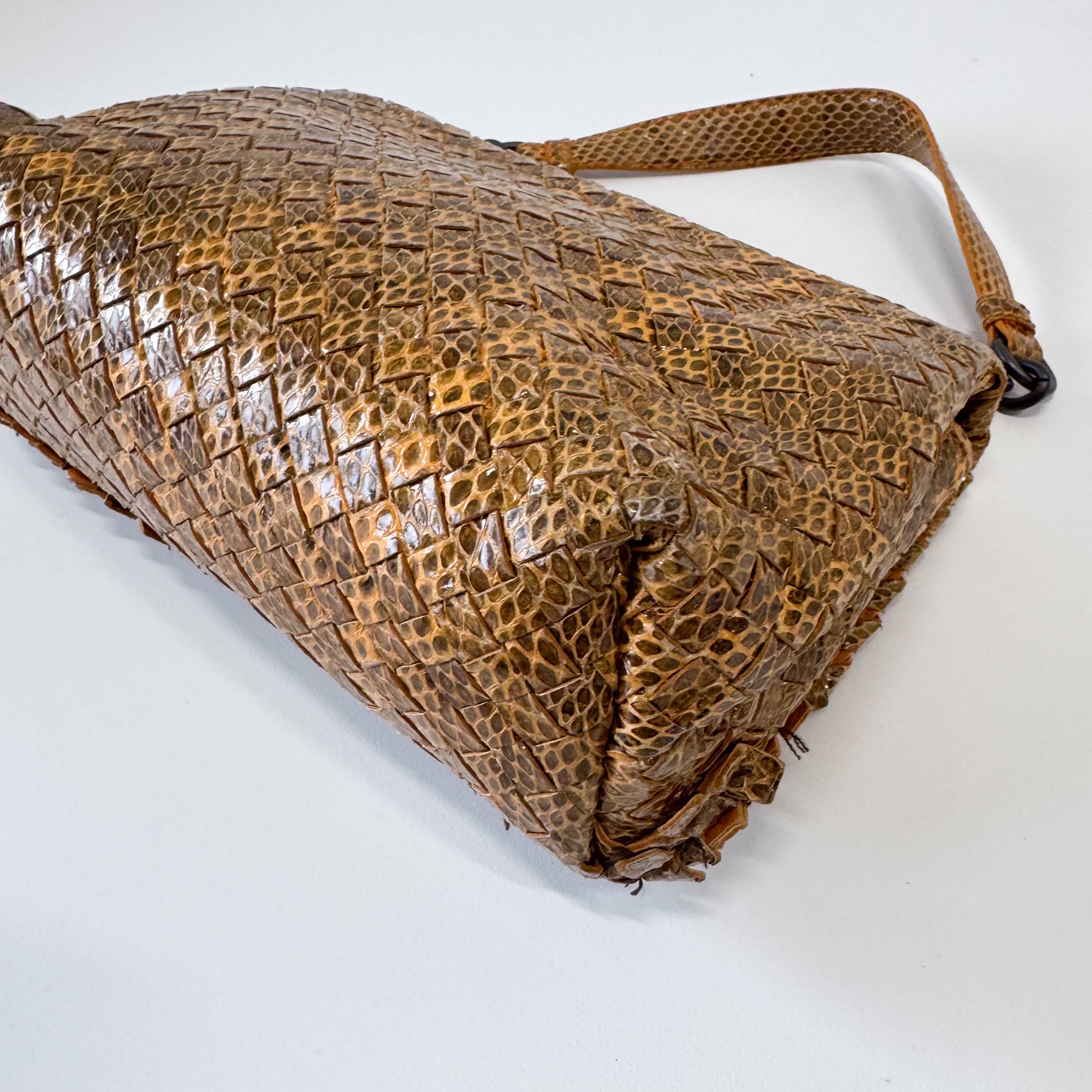 Intrecciato Yellow Lizard Leather Shoulder Bag