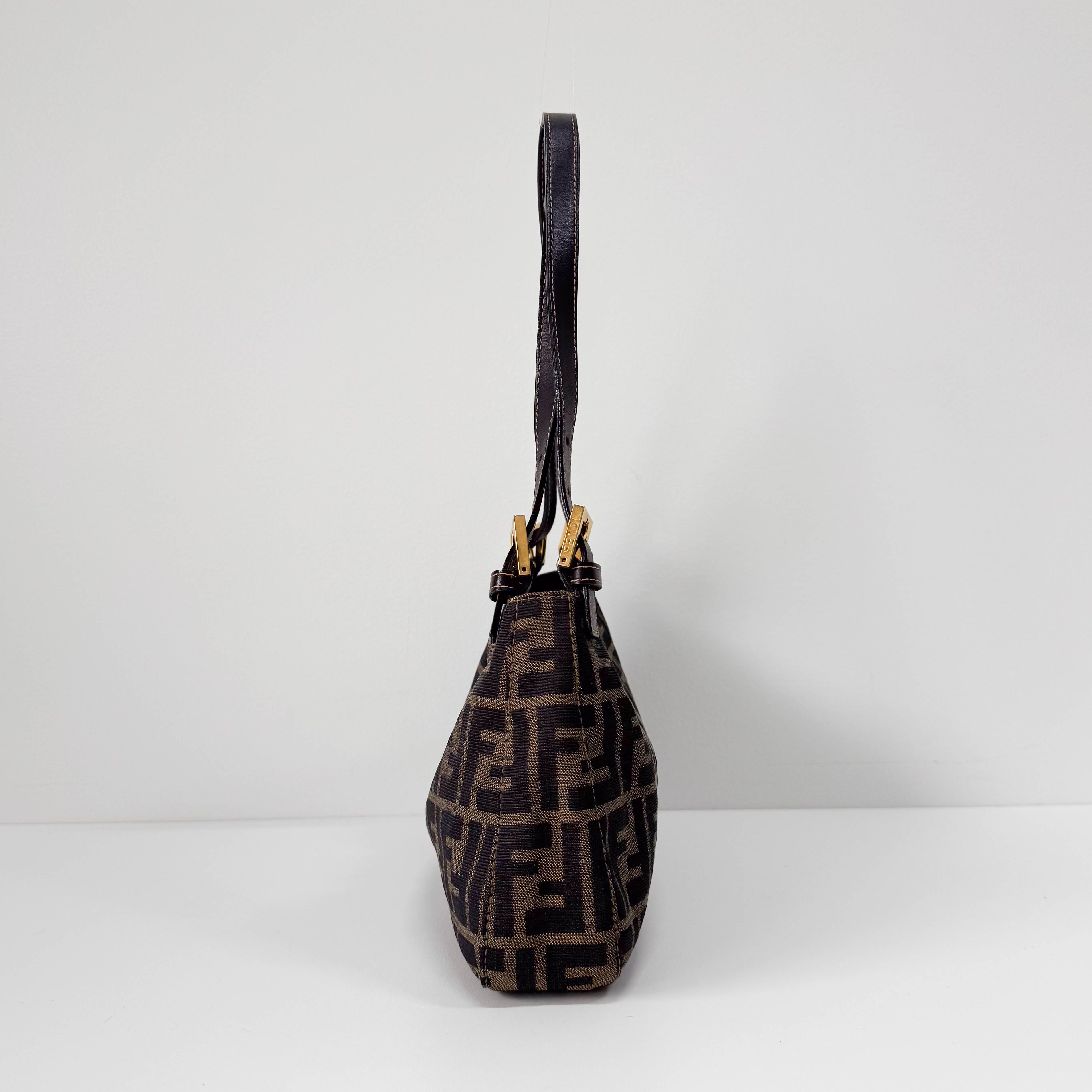 Zucca Brown Canvas Shoulder Bag