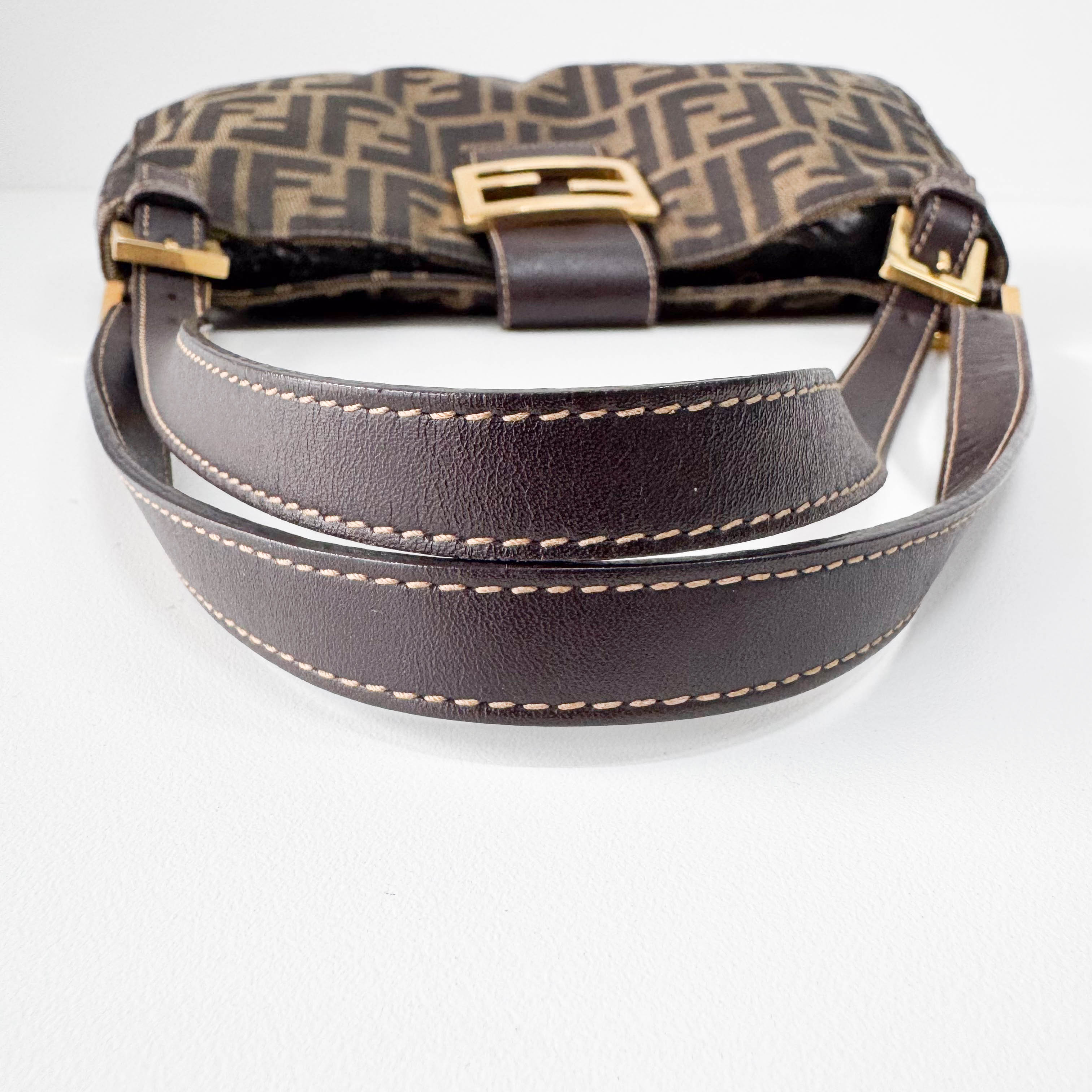 Zucca Brown Canvas Shoulder Bag