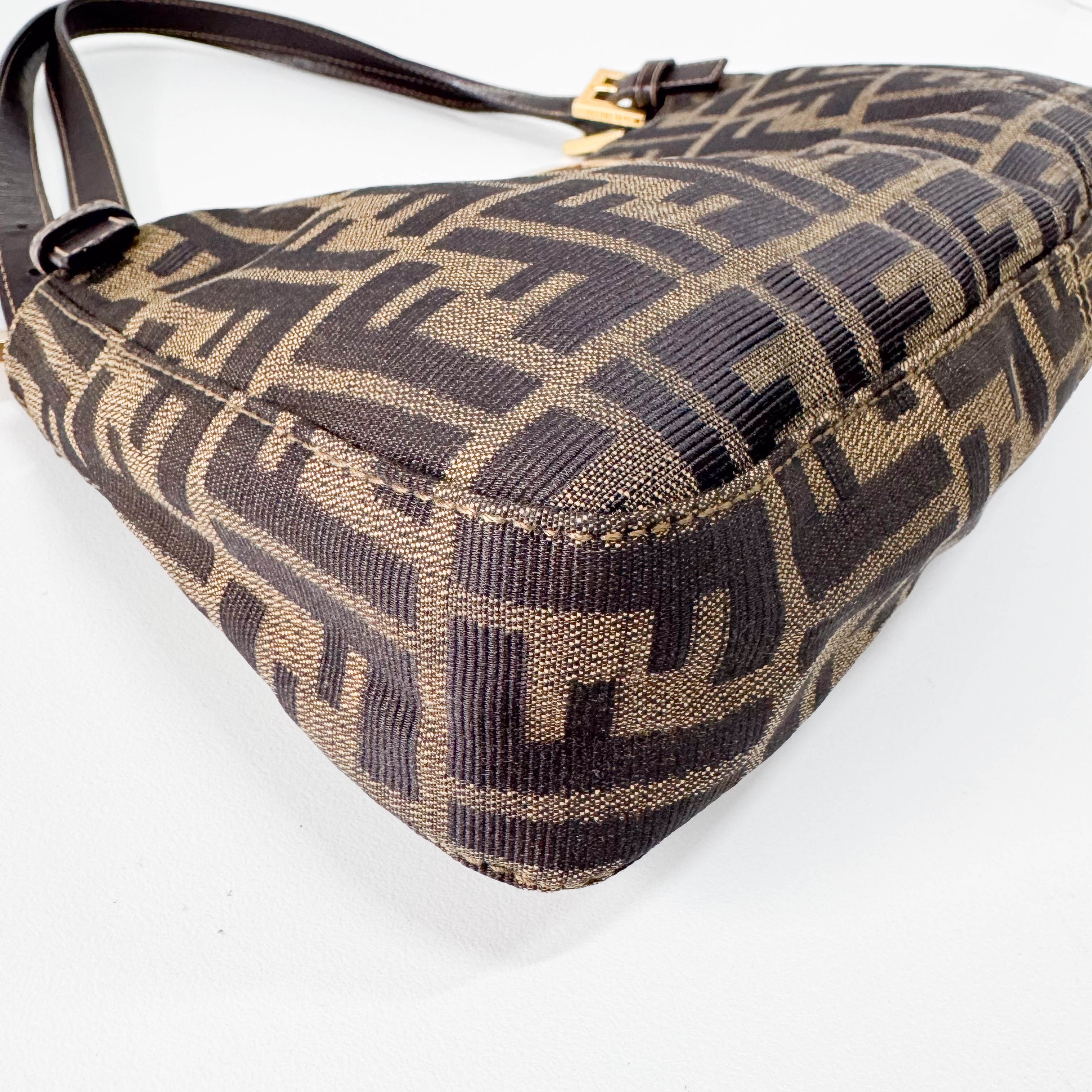 Zucca Brown Canvas Shoulder Bag