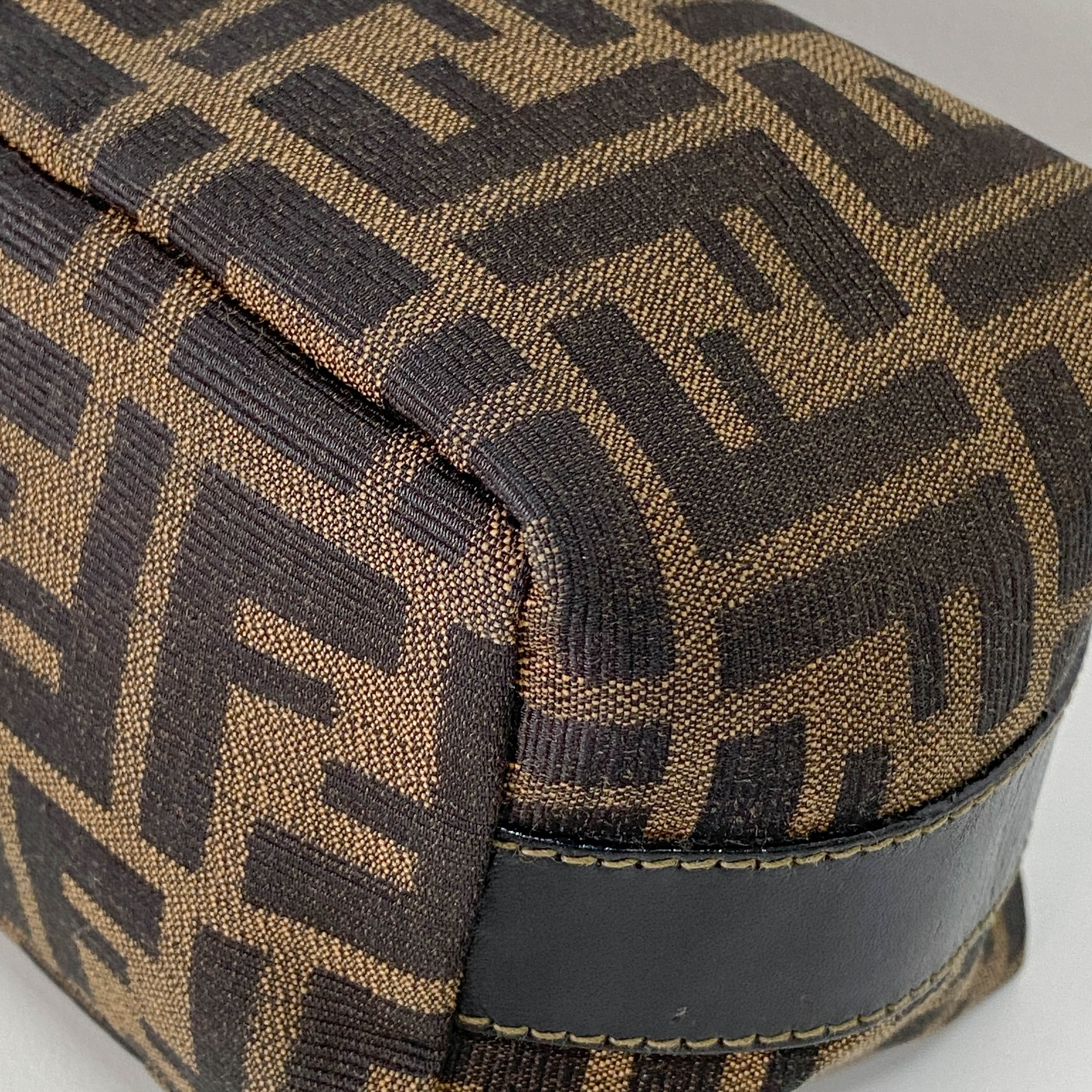 Zucca Brown Canvas Vanity Pouch