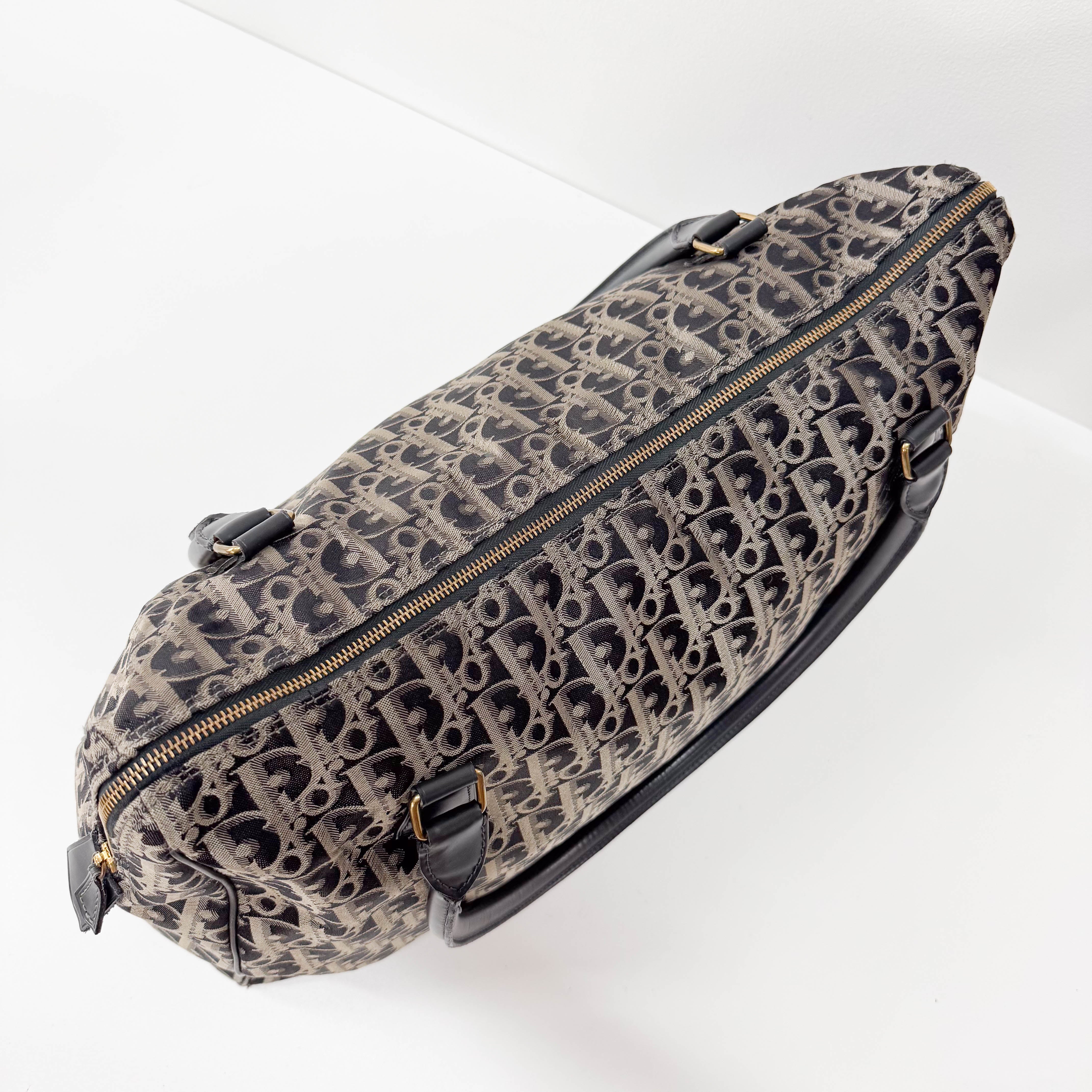 Boston Trotter Black Oblique Canvas Bag