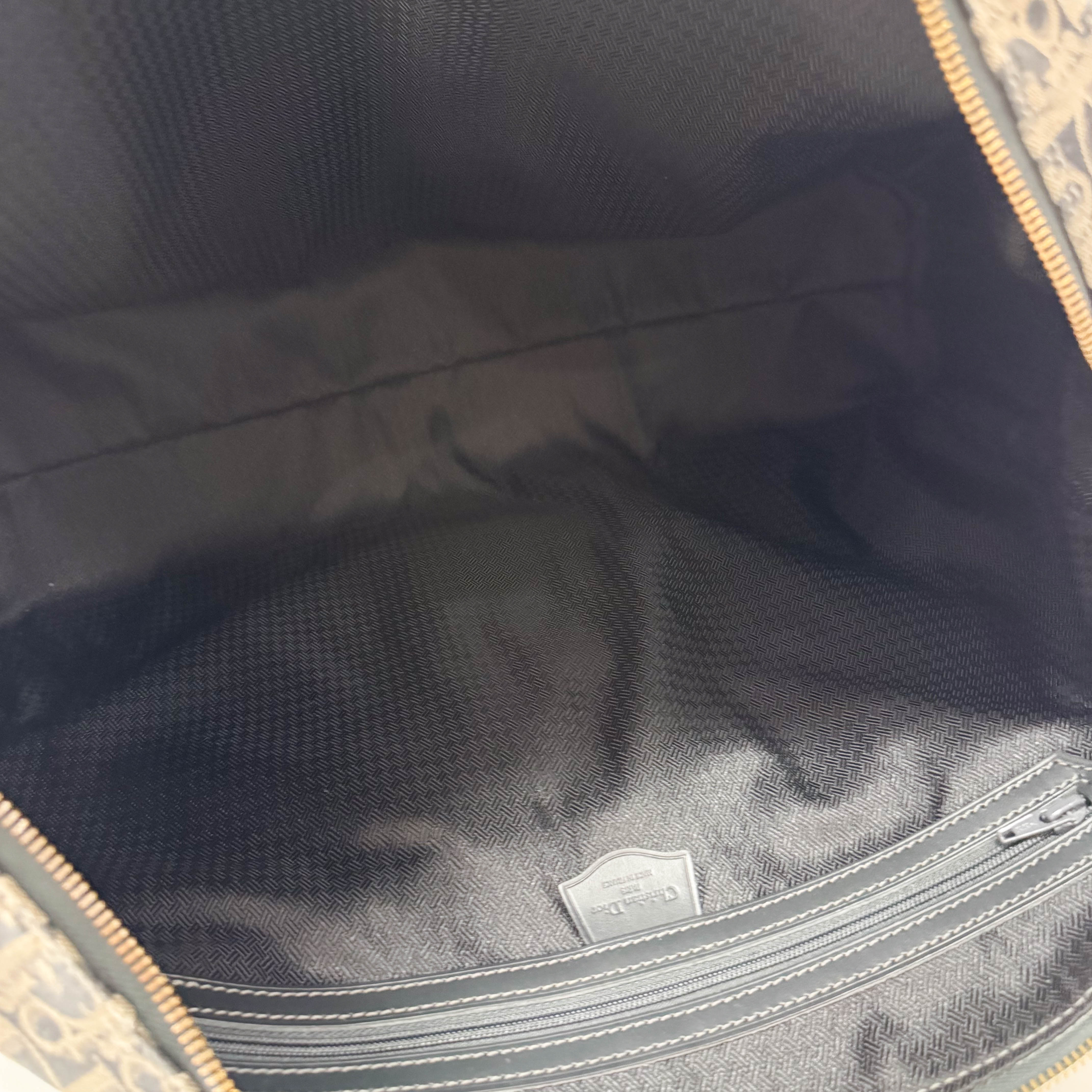 Boston Trotter Black Oblique Canvas Bag