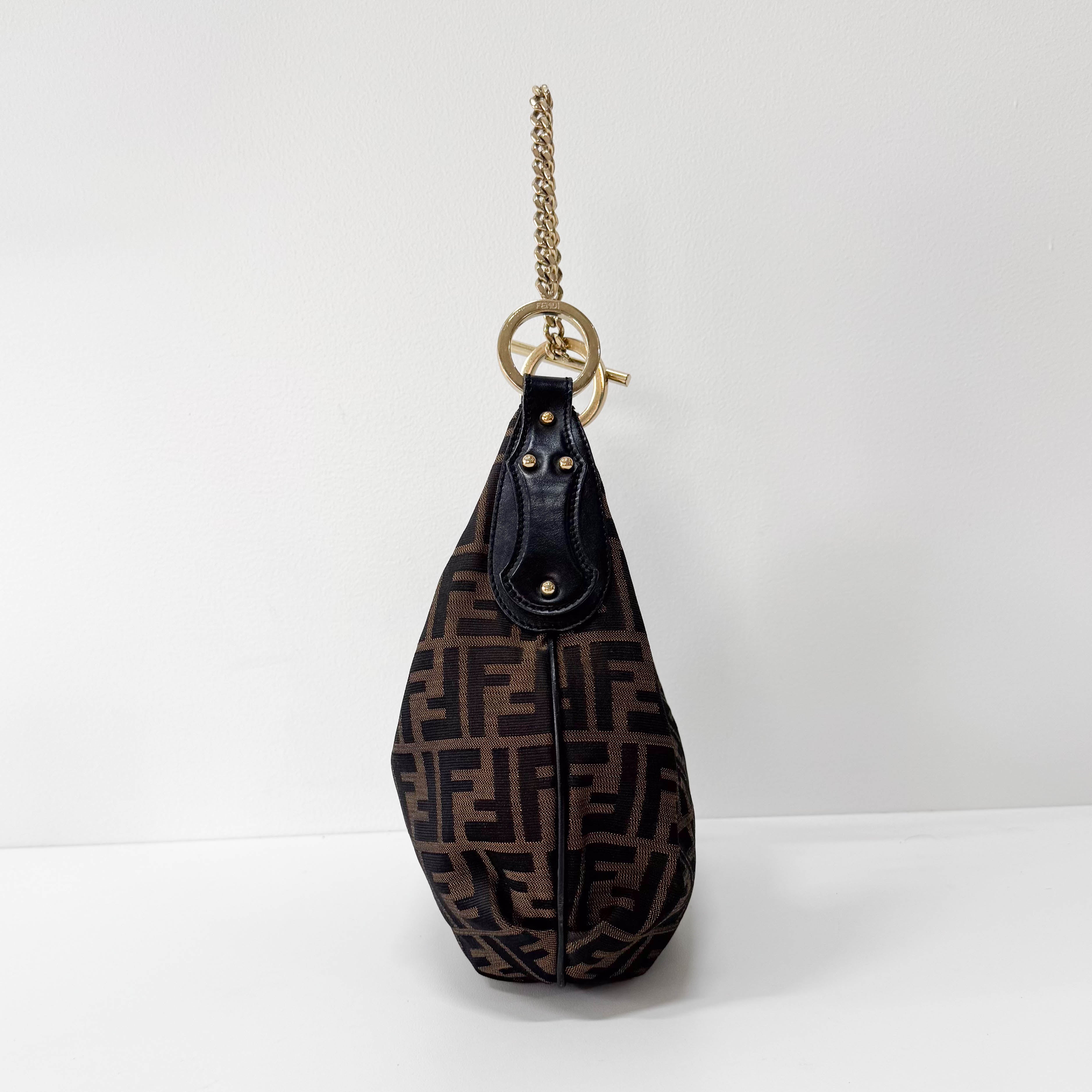 Zucca Brown Coated Canvas Shoulder Bag