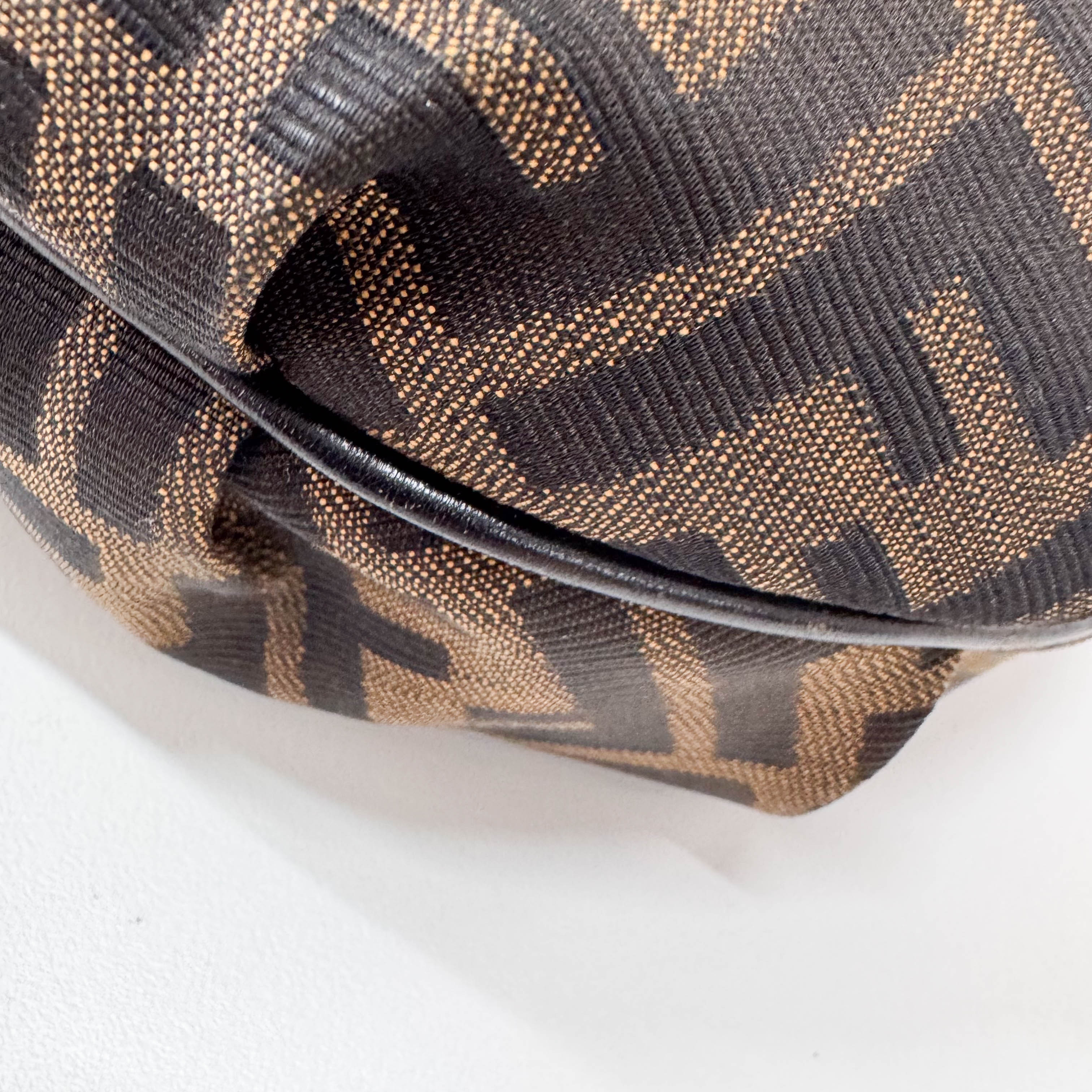 Zucca Brown Coated Canvas Shoulder Bag