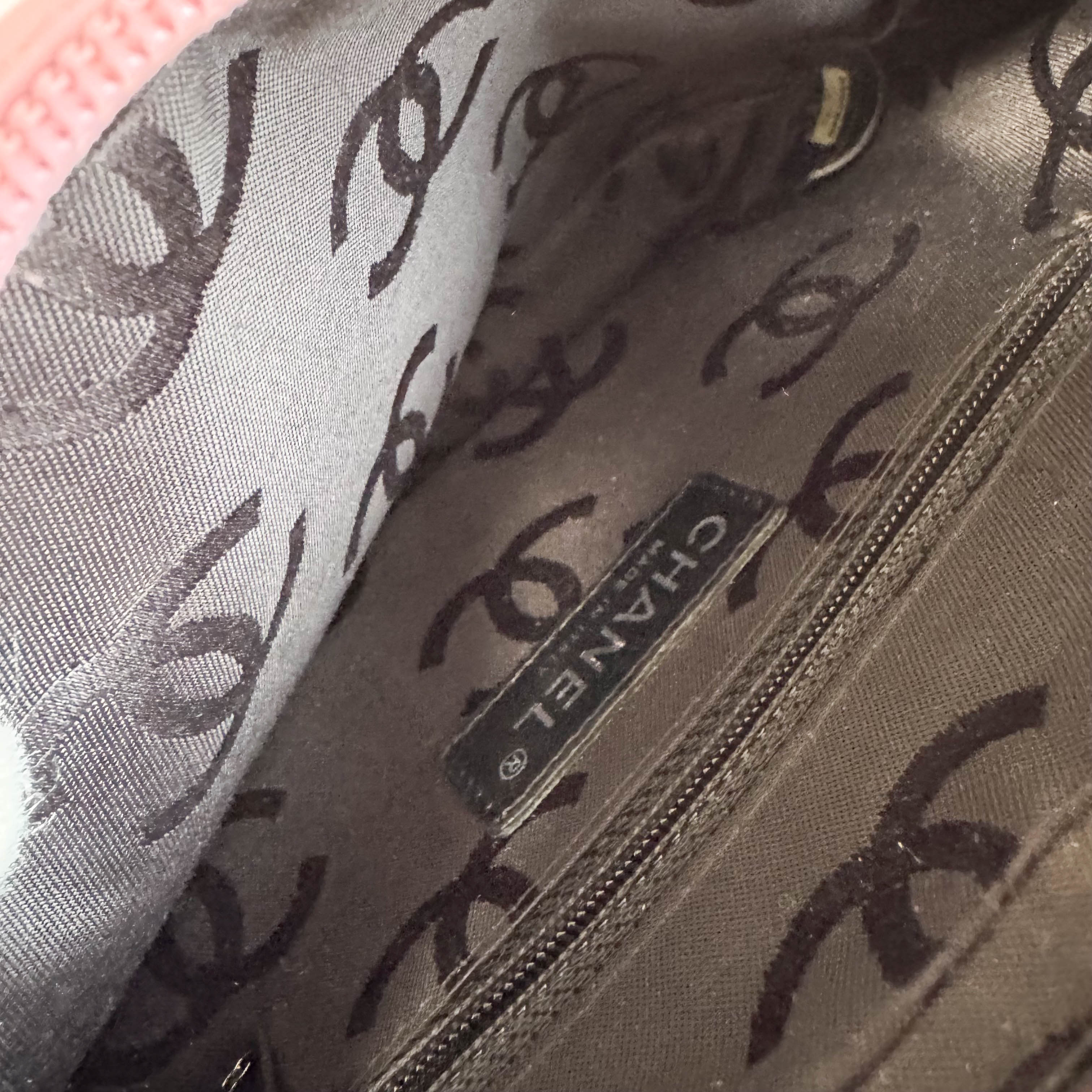 Calfskin Quilted Cambon Pochette Pink Black