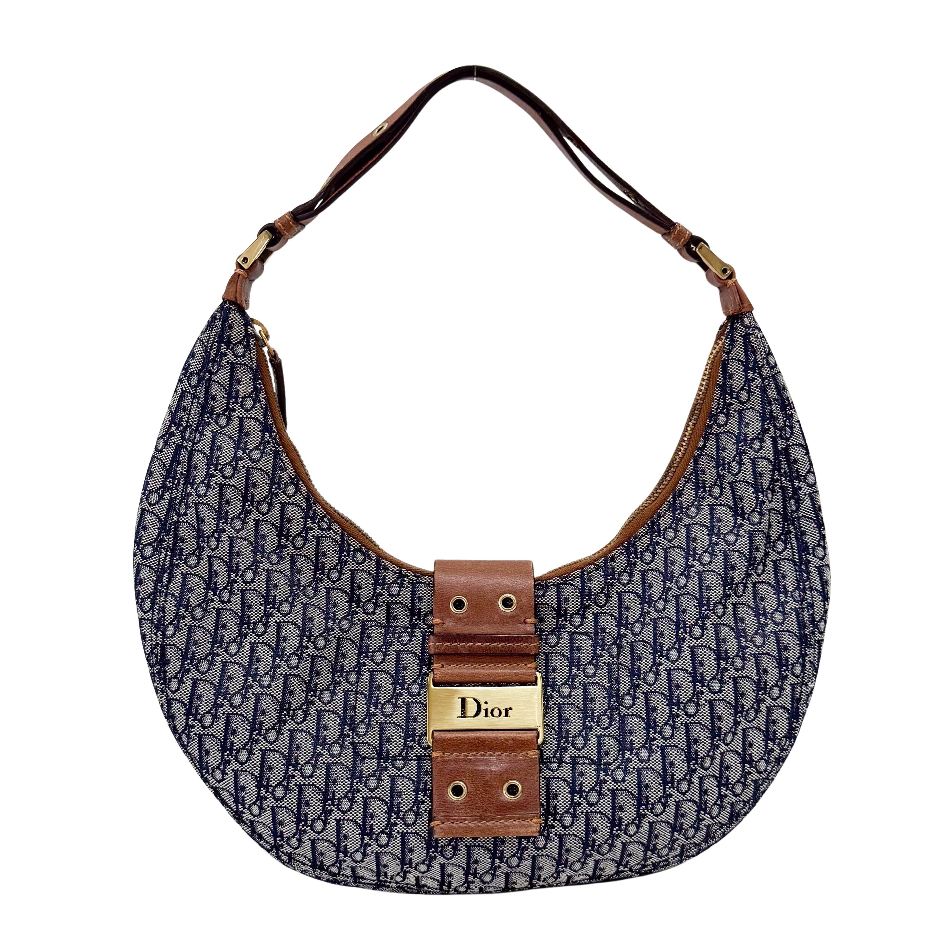 Trotter Crescent One Shoulder Handbag