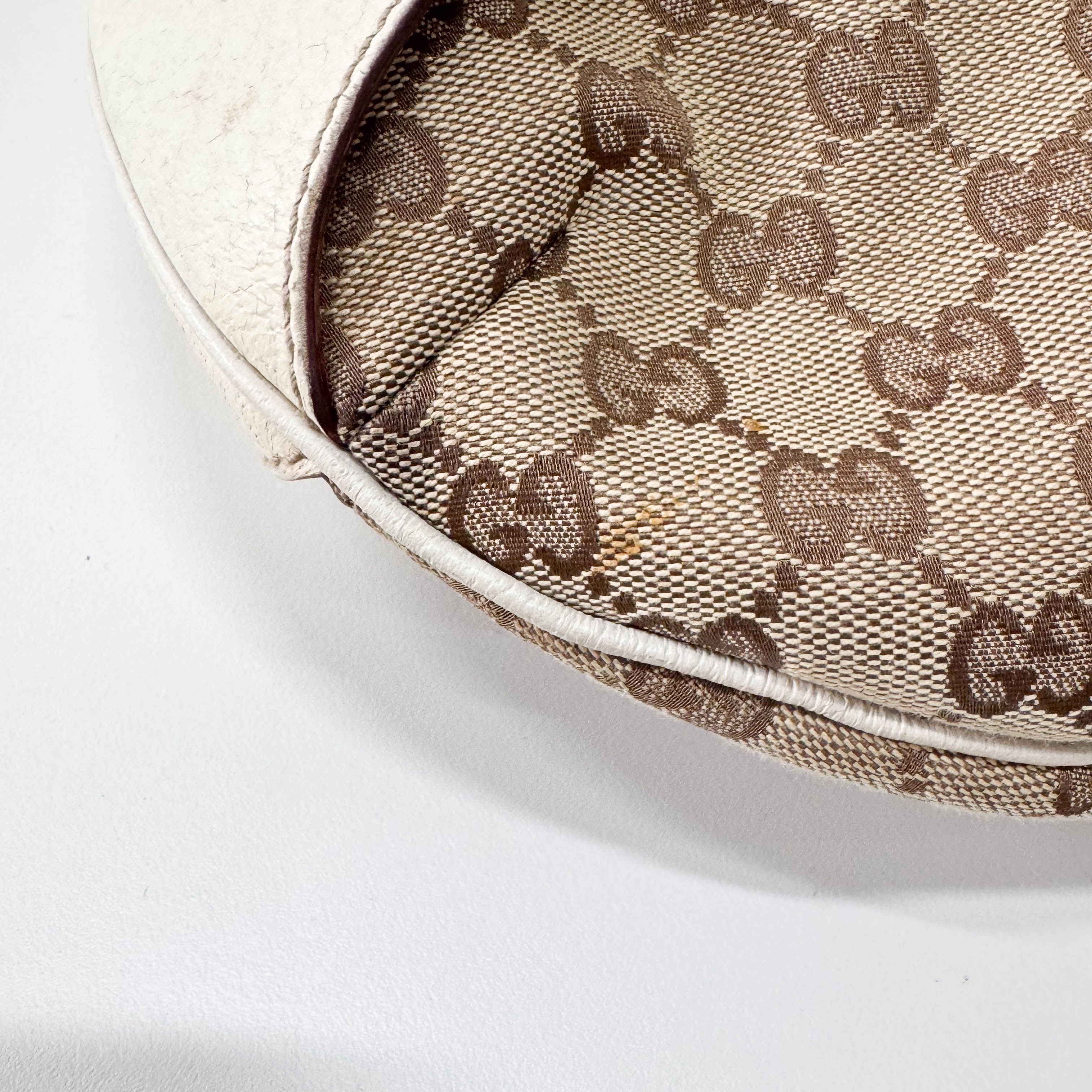 Bamboo GG Canvas Shoulder Bag