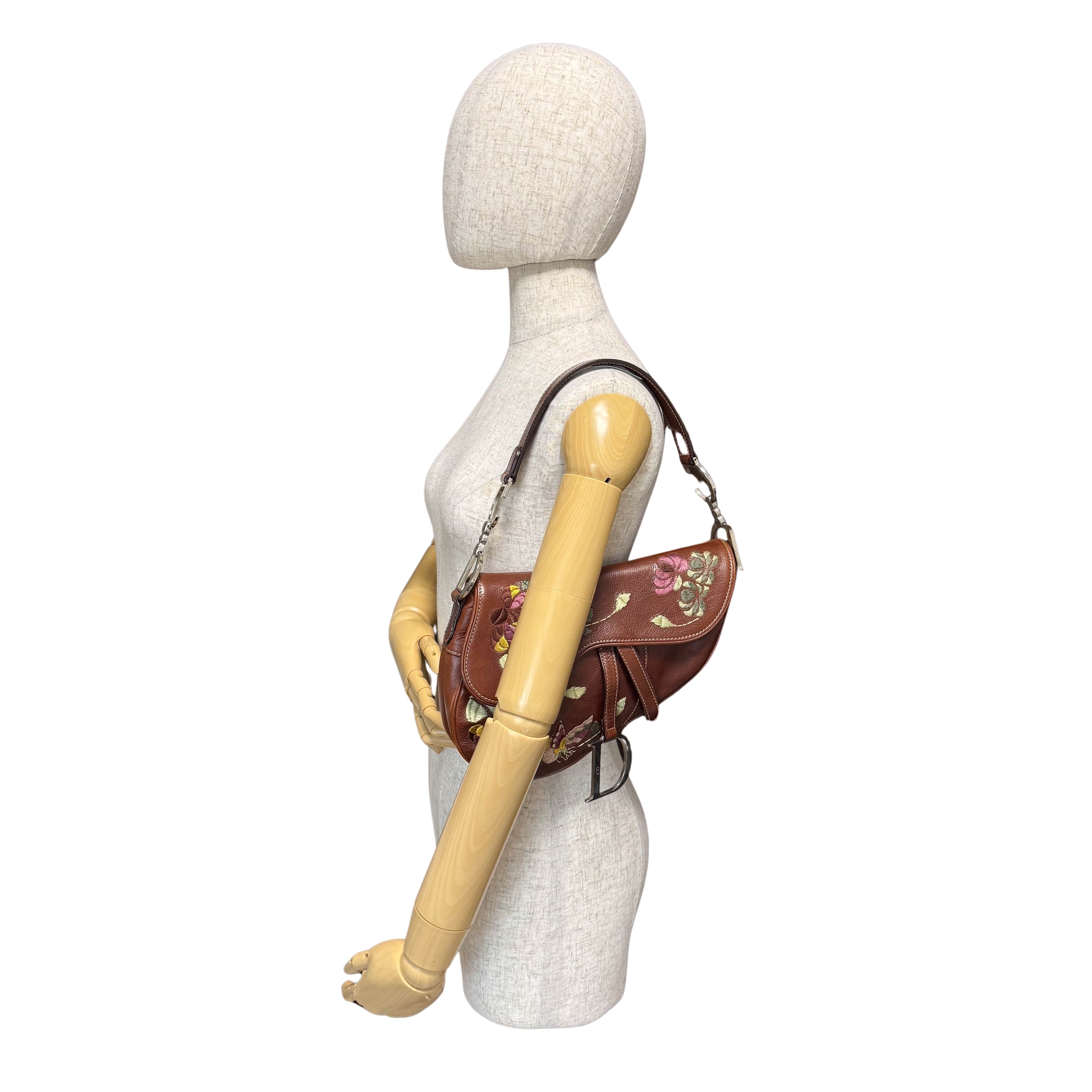 Limited Edition Saddle Brown Leather Flower Embroidered Shoulder Bag