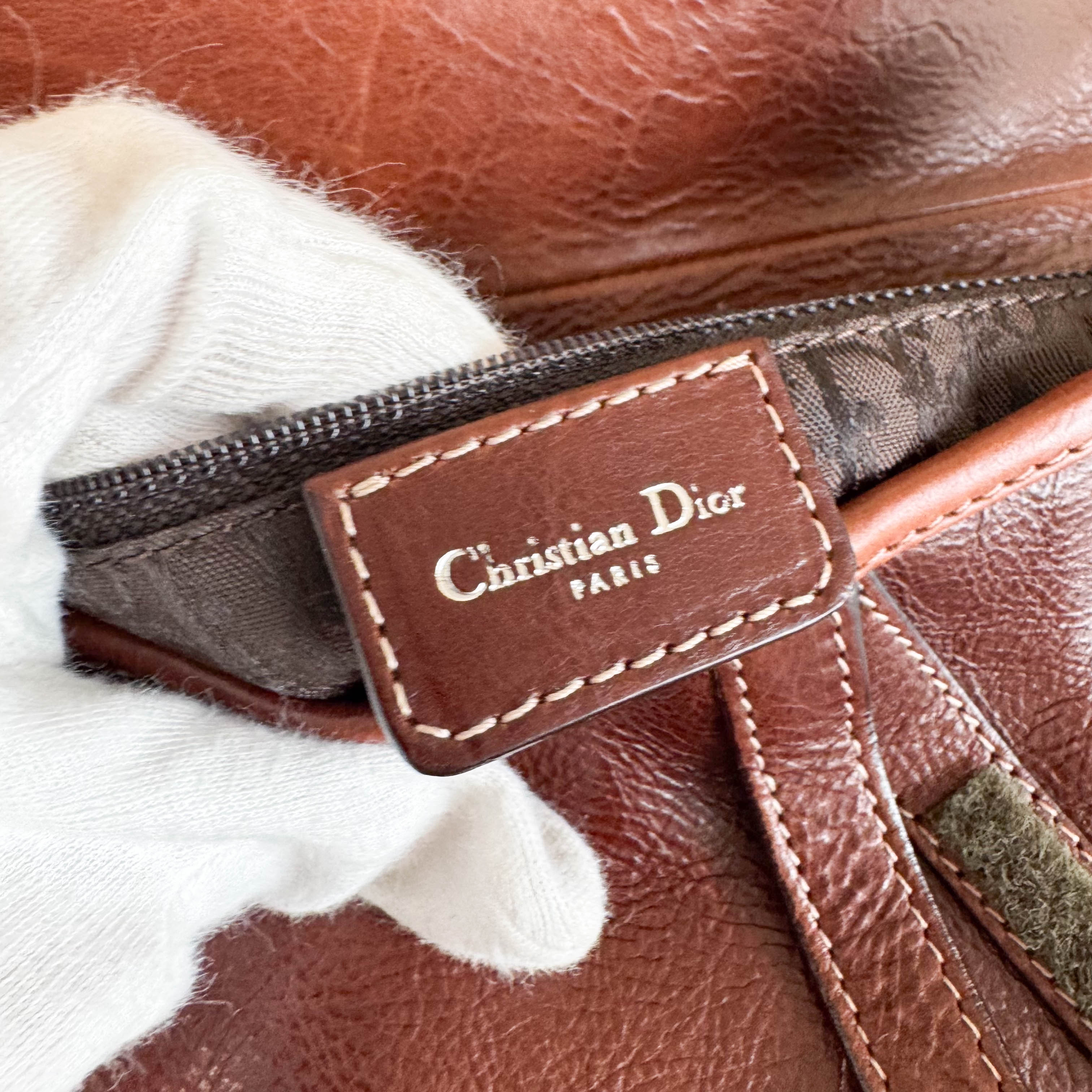 Limited Edition Saddle Brown Leather Flower Embroidered Shoulder Bag