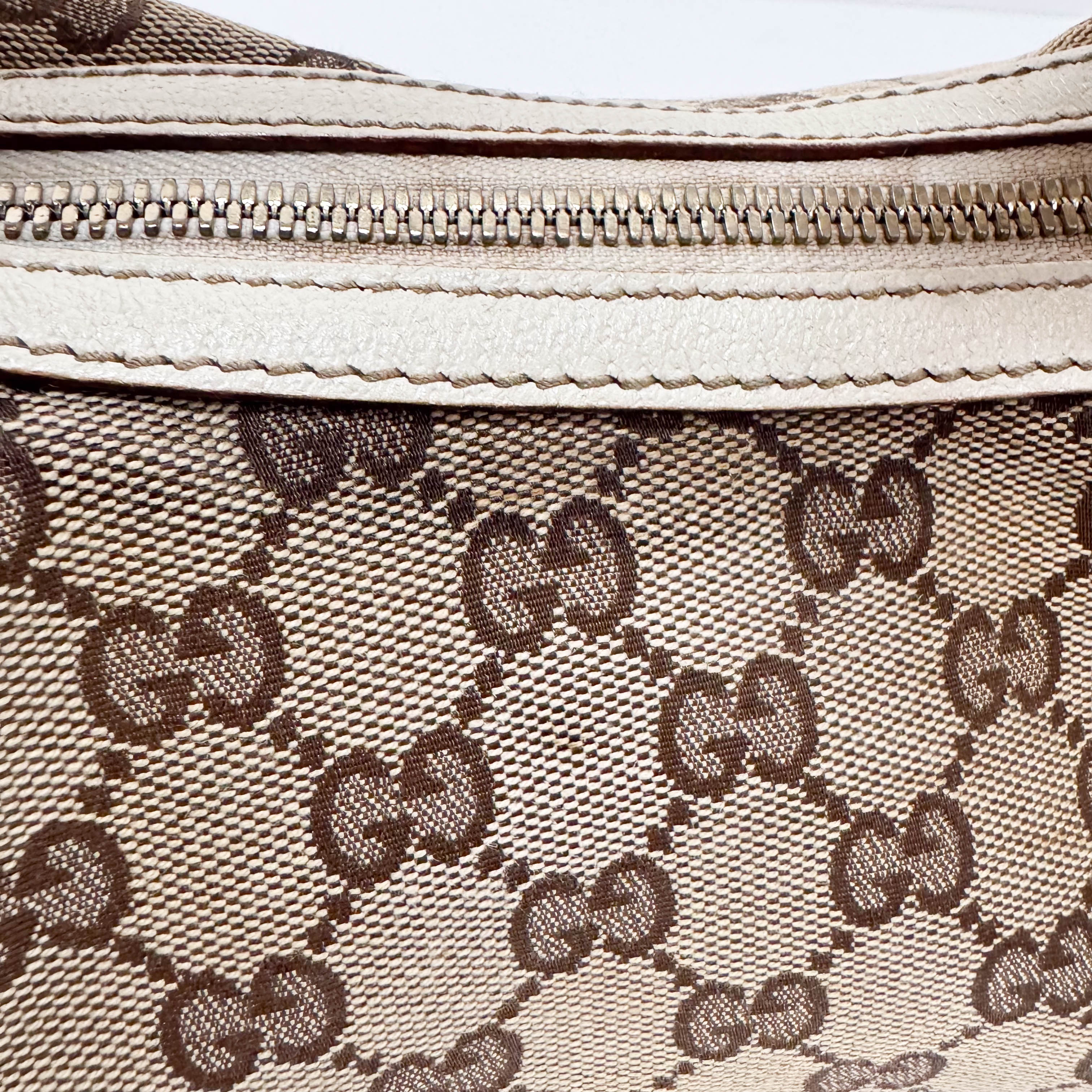 Bamboo GG Canvas Shoulder Bag