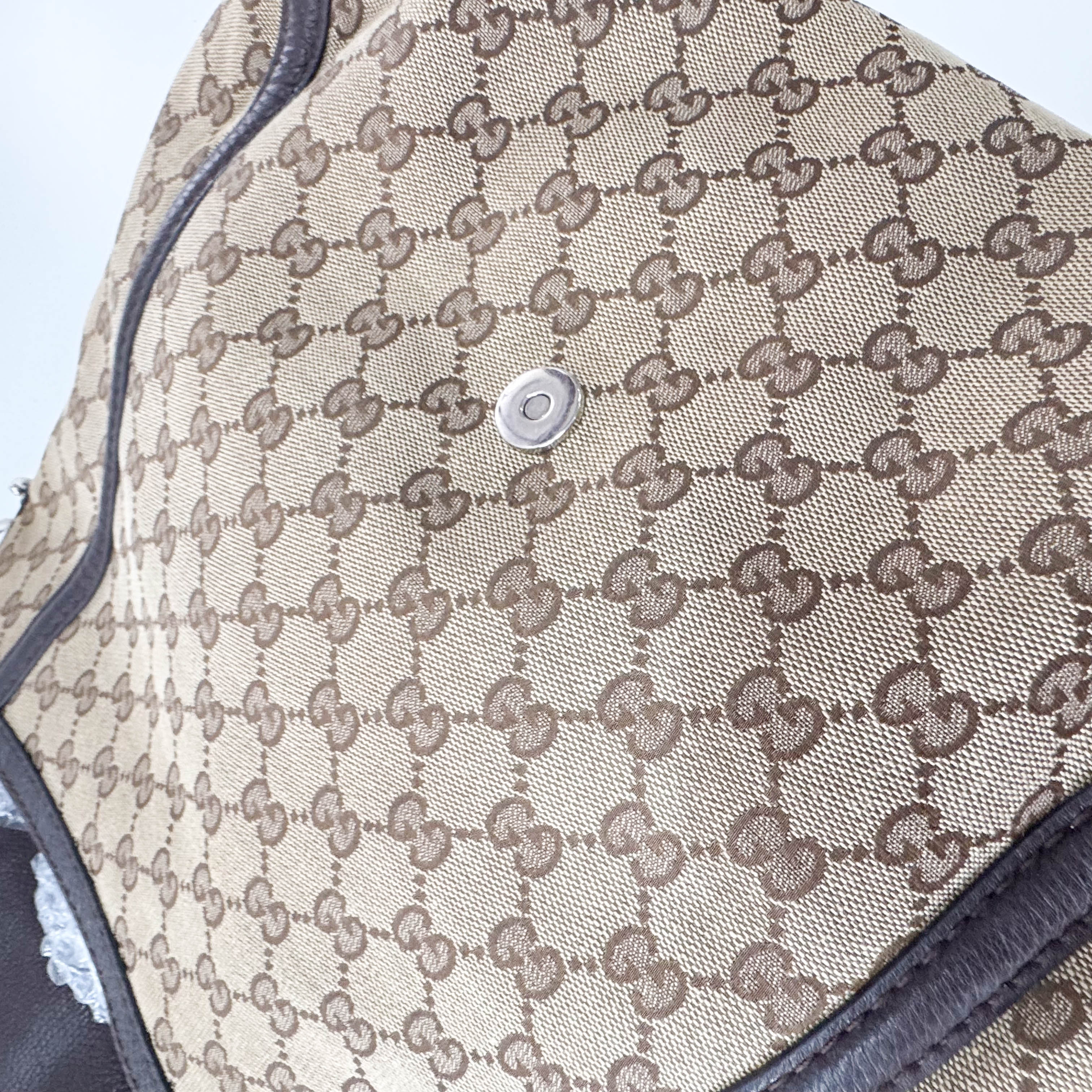 Brown GG Canvas Shoulder Bag