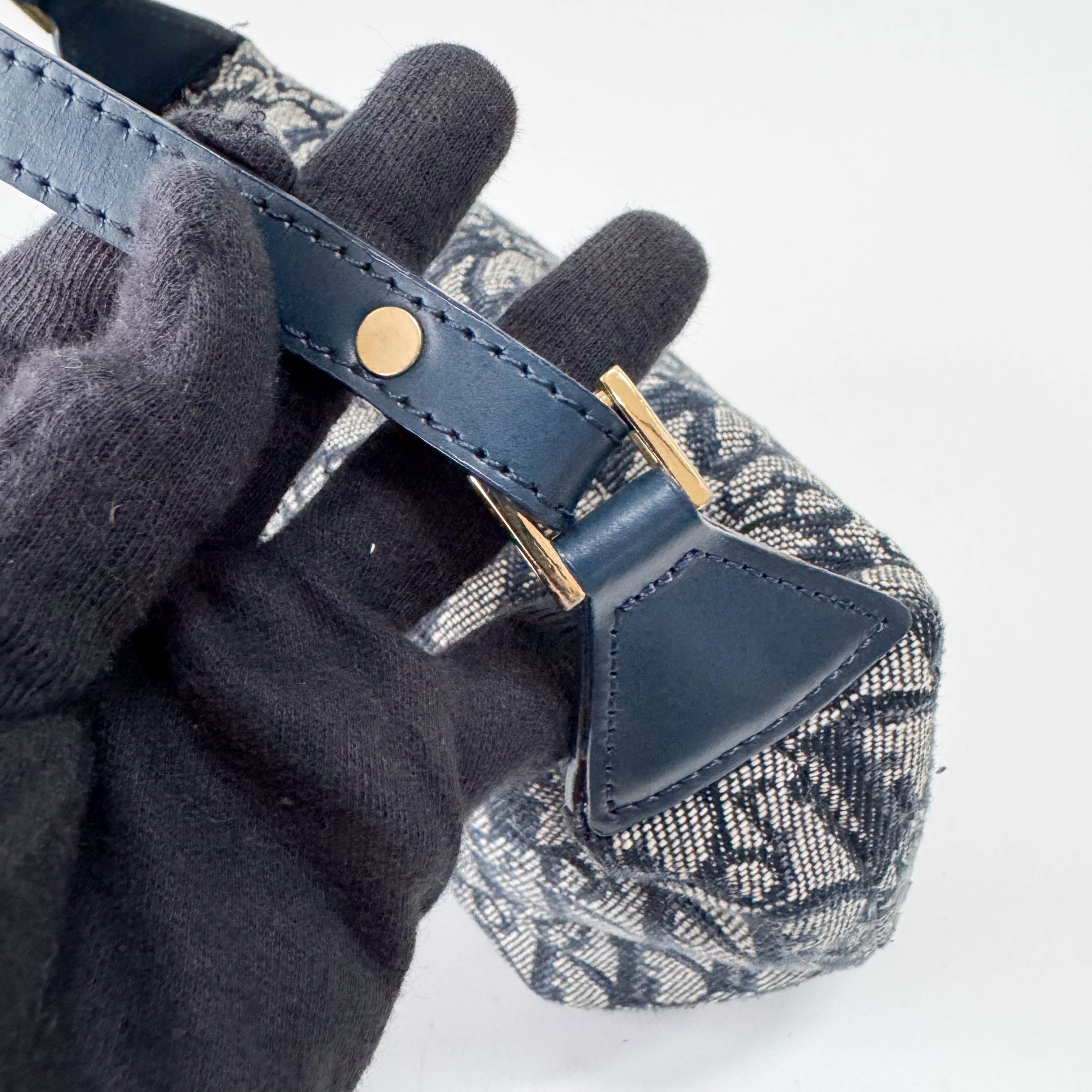 Trotter Navy Canvas Pouch