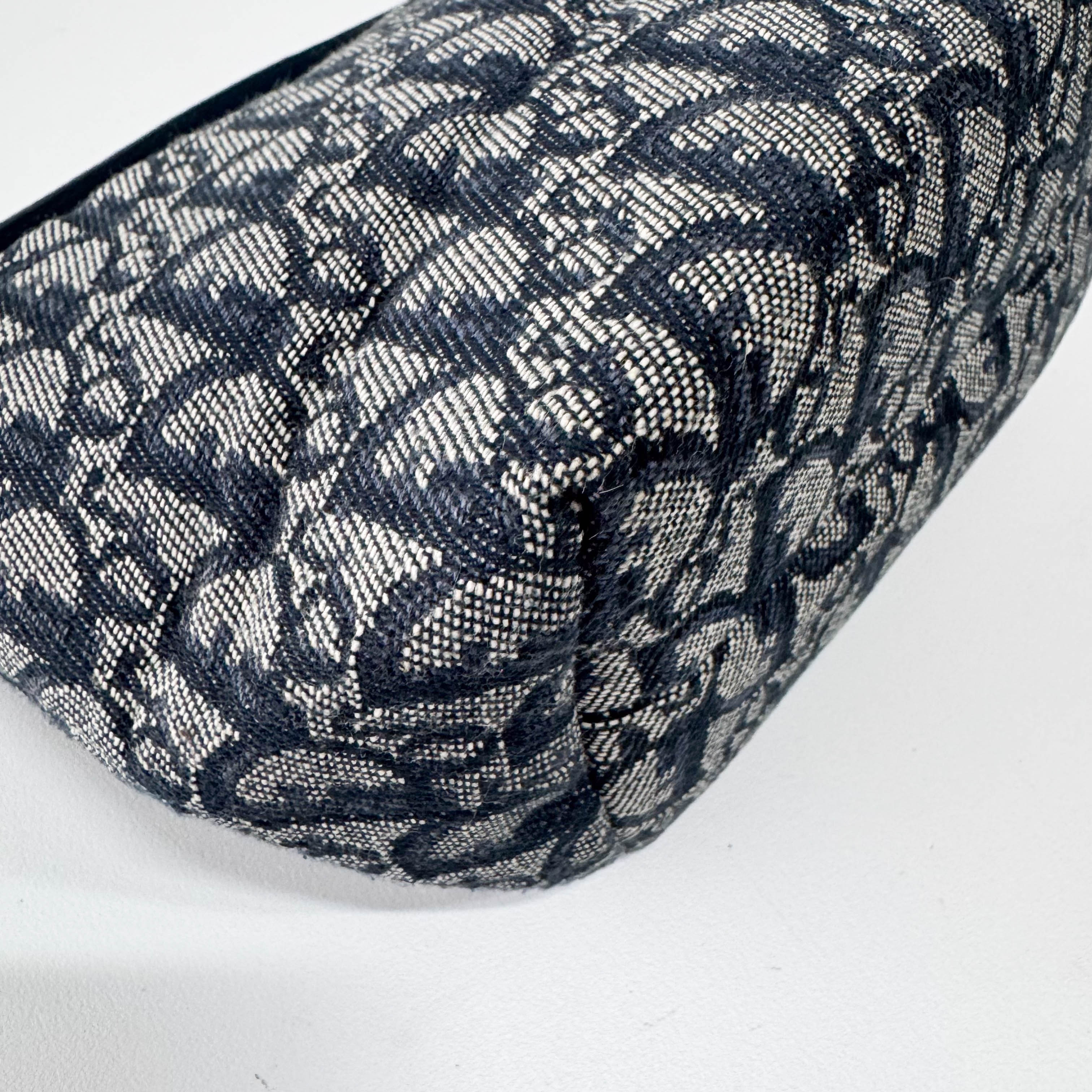 Trotter Navy Canvas Pouch