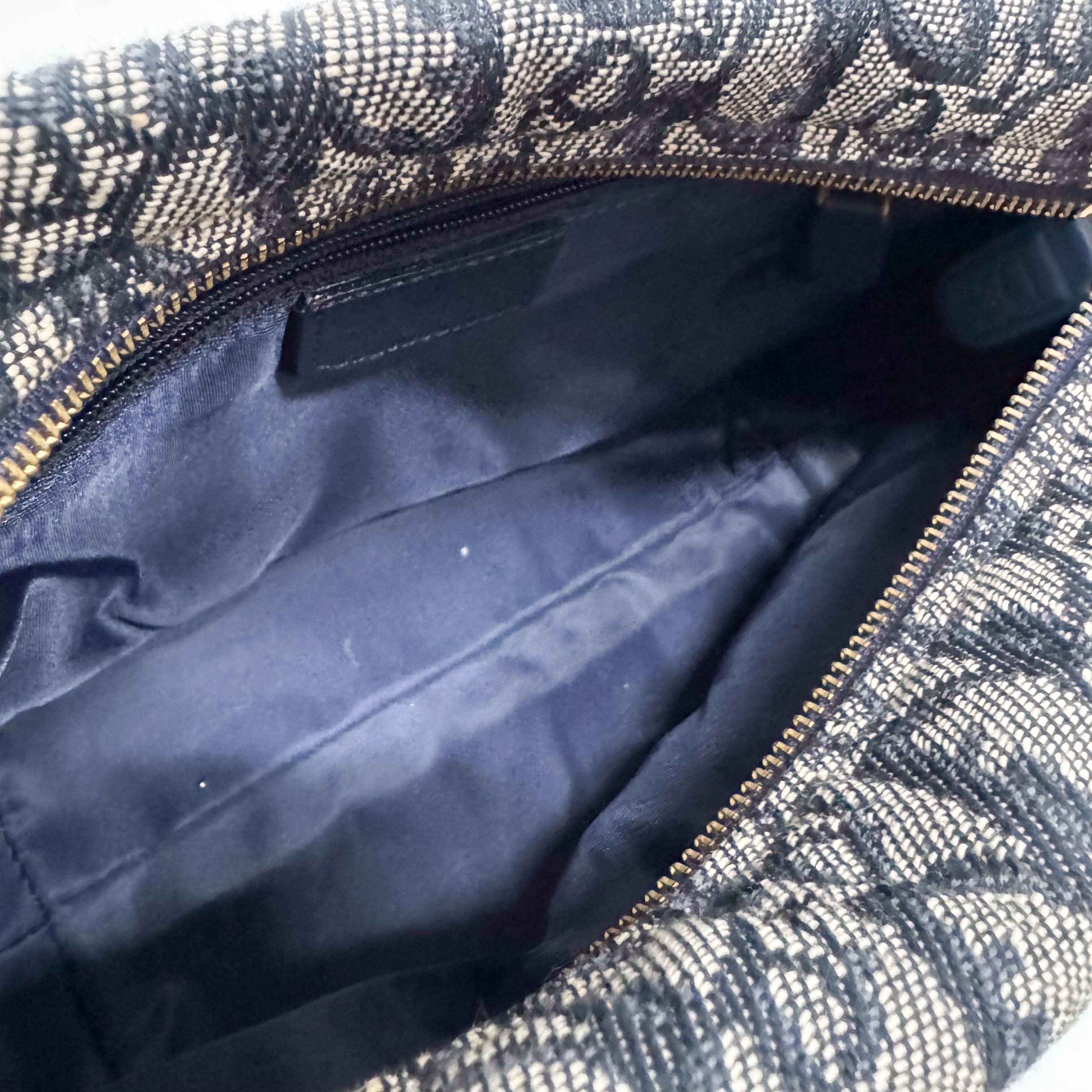 Trotter Navy Canvas Pouch