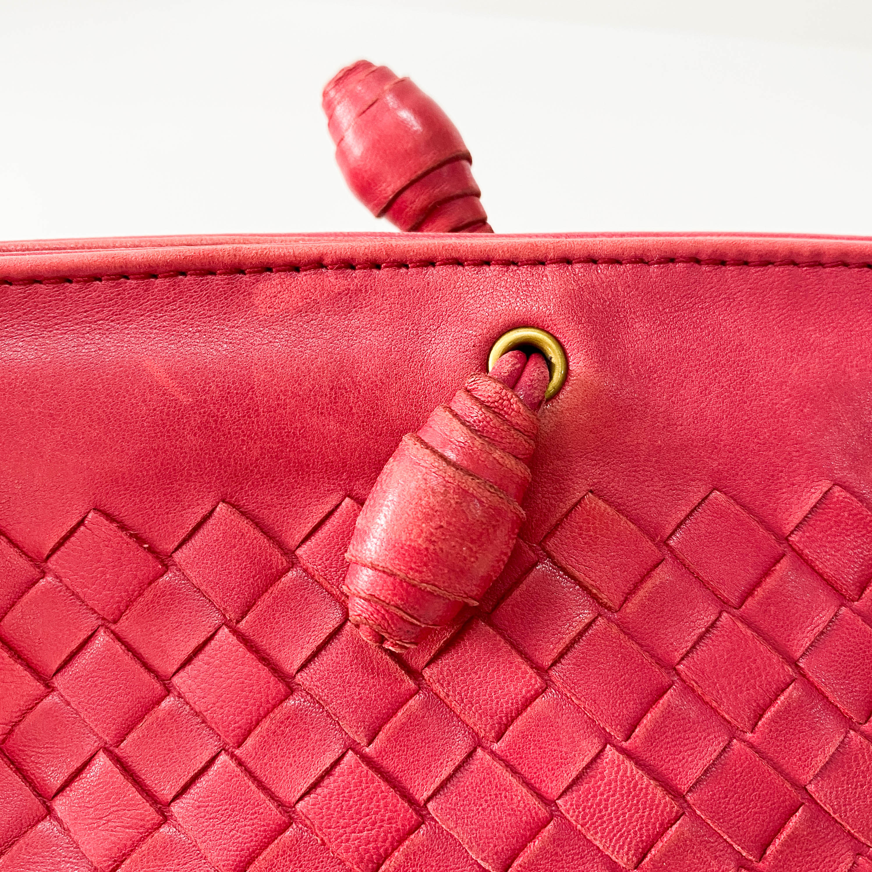 Intrecciato Pink Leather Shoulder Bag