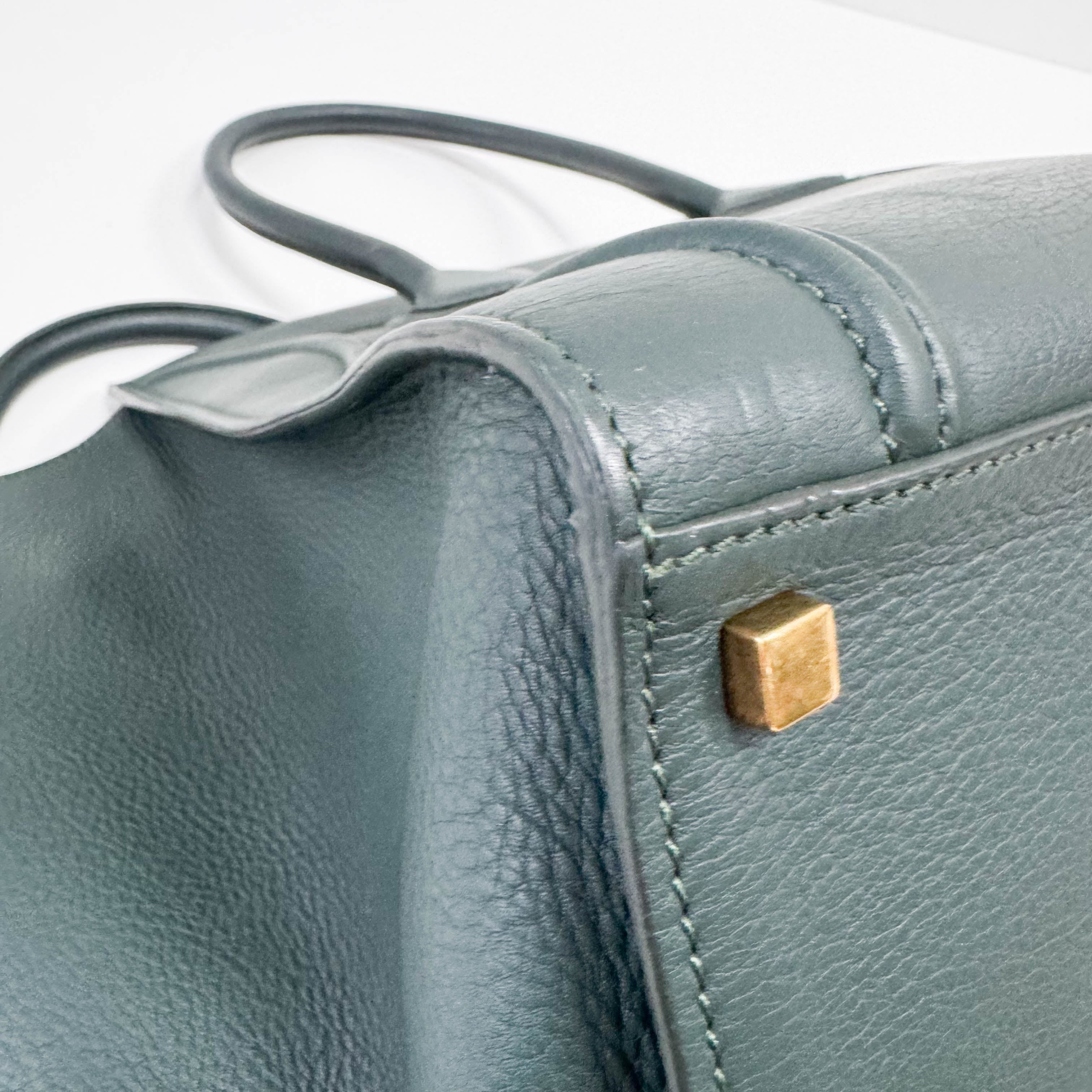 Luggage Micro Green Leather Handbag