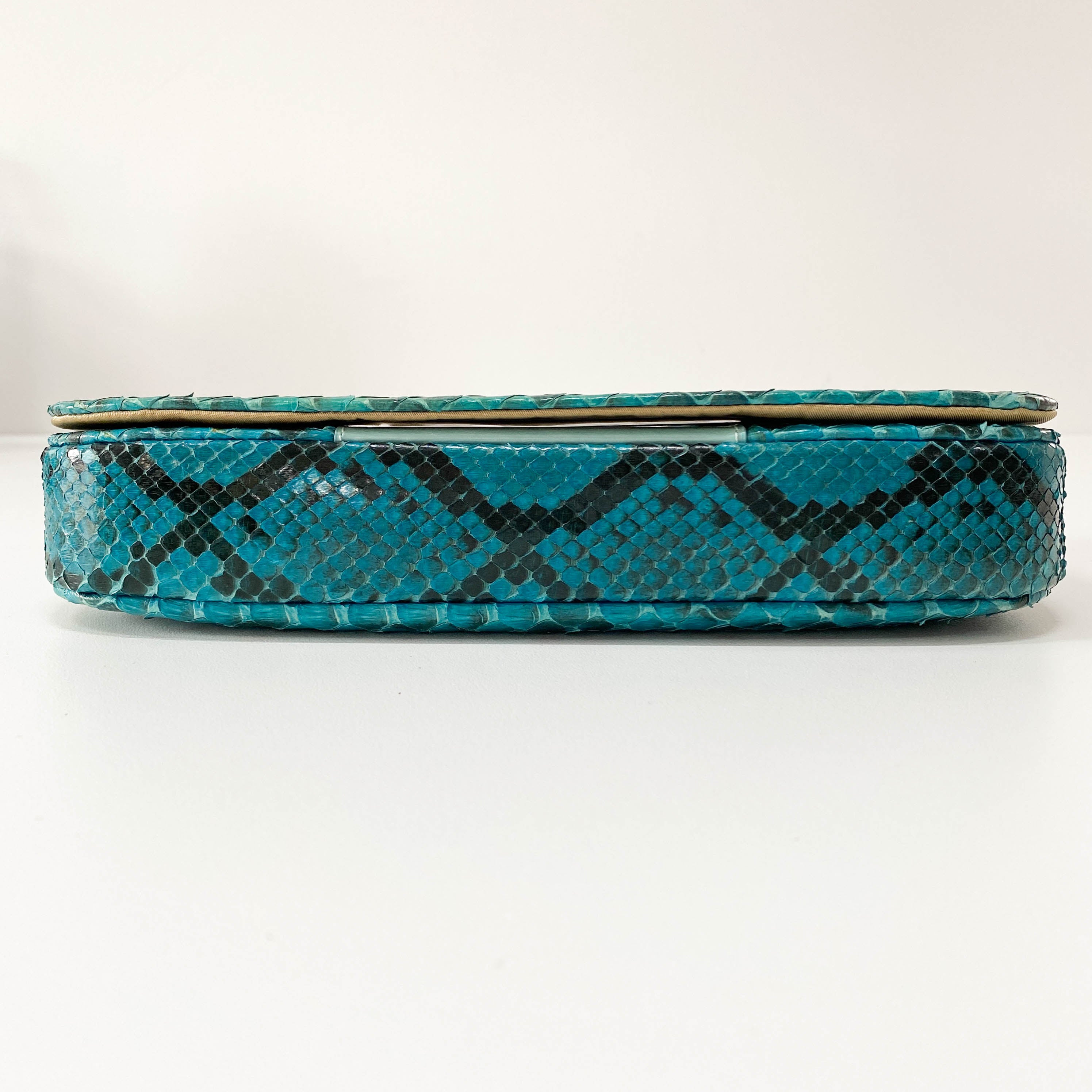 Malice Pearl Blue Leather Shoulder Bag