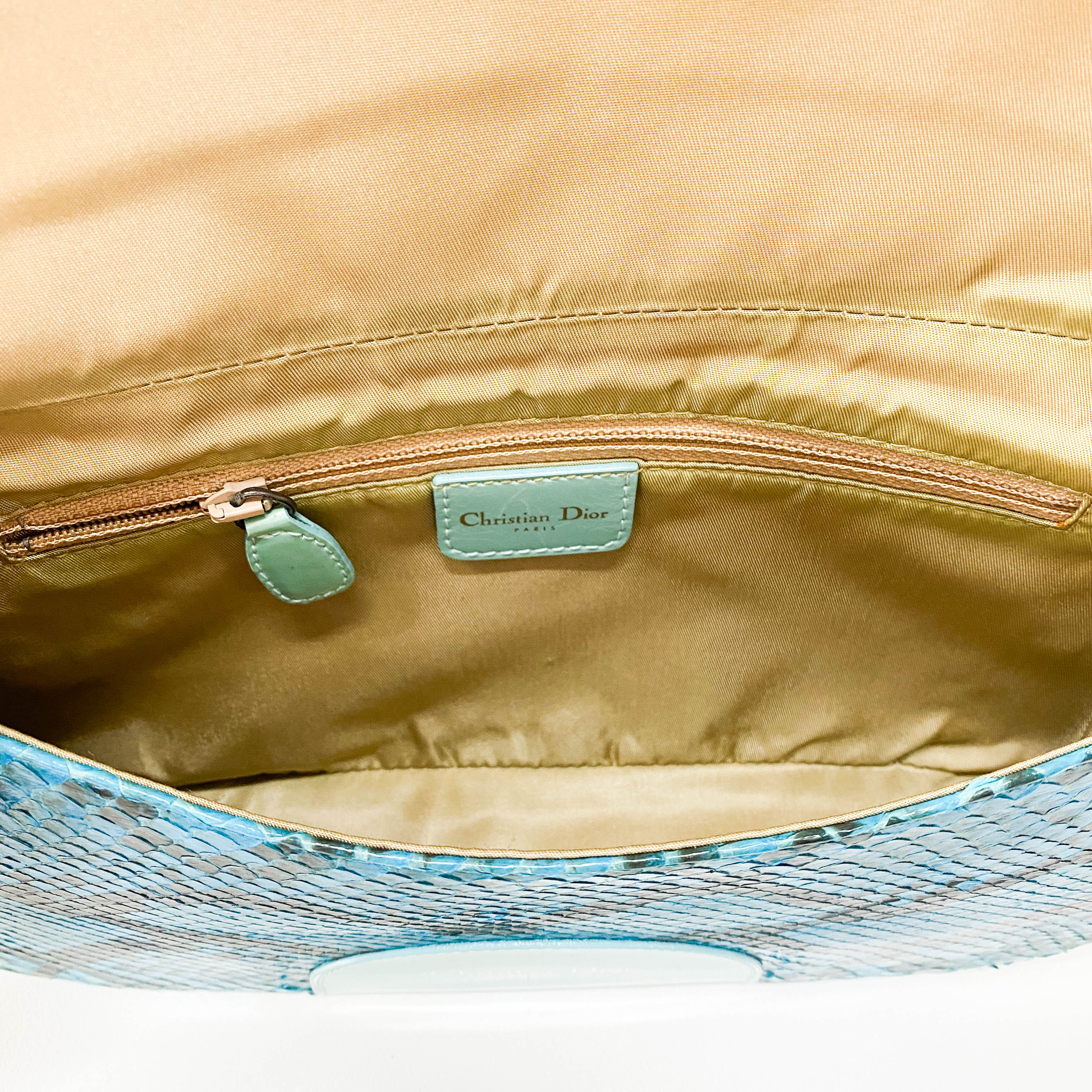 Malice Pearl Blue Leather Shoulder Bag