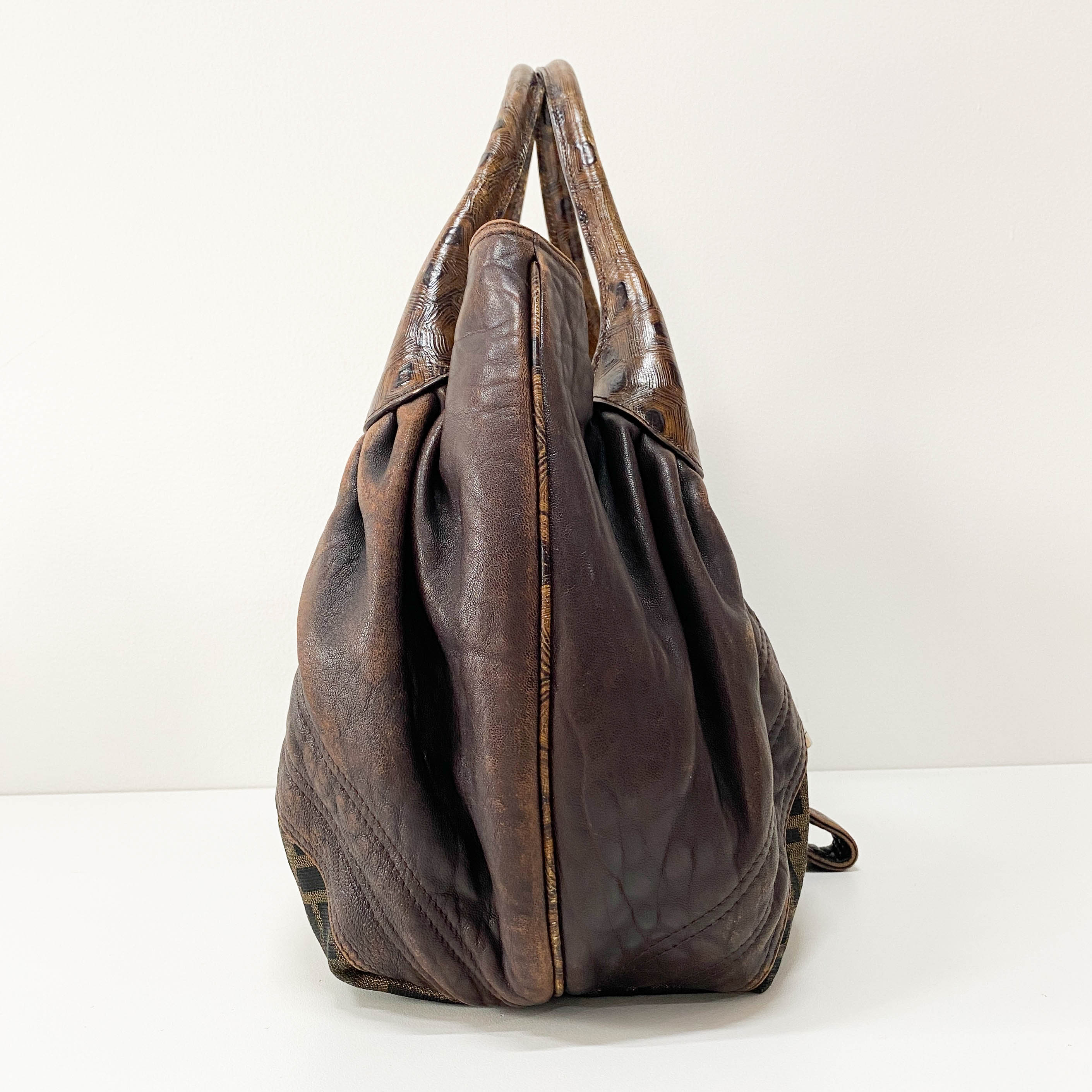 Spy Brown Leather Shoulder Bag