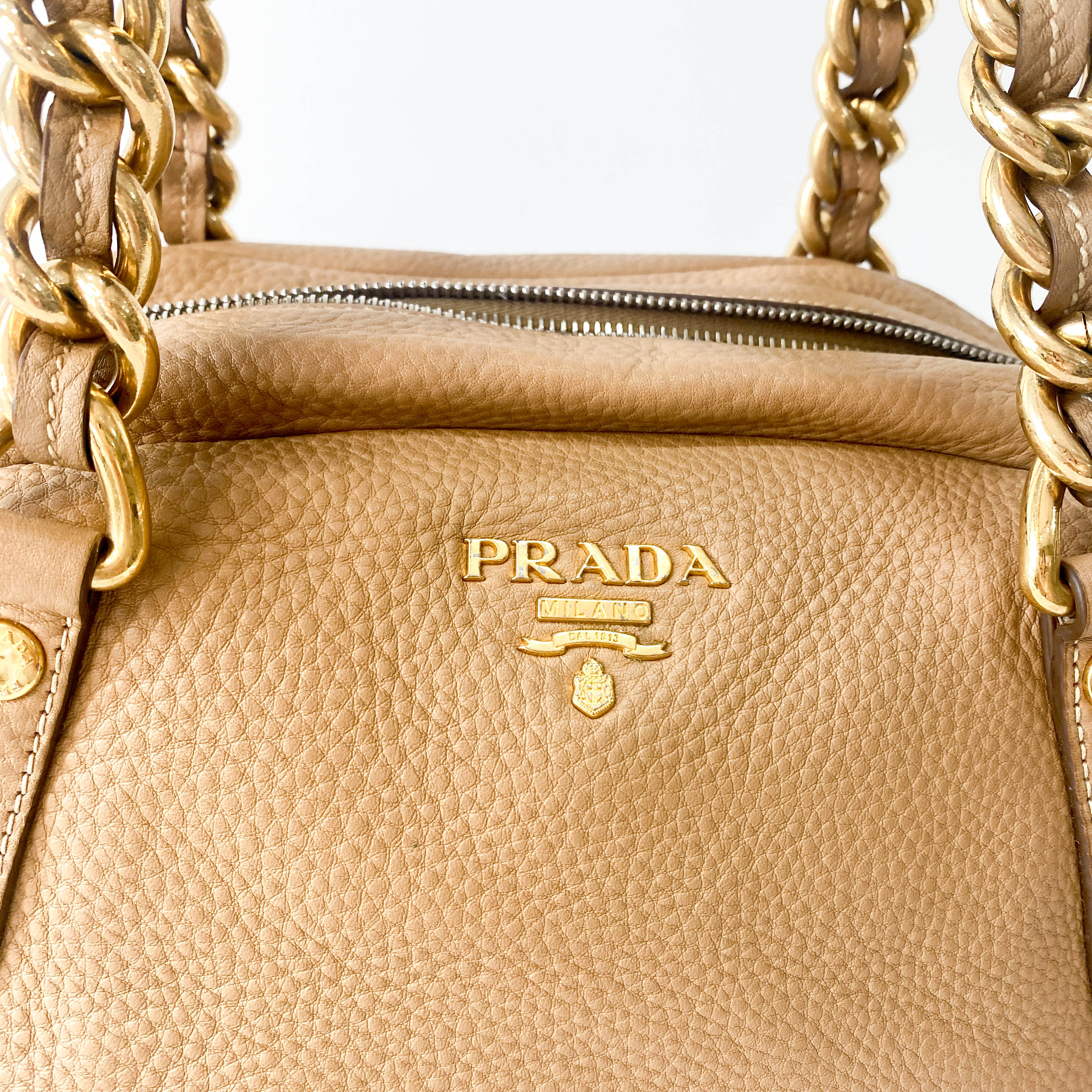 Chain Detail Calf Leather Shoulder Bag