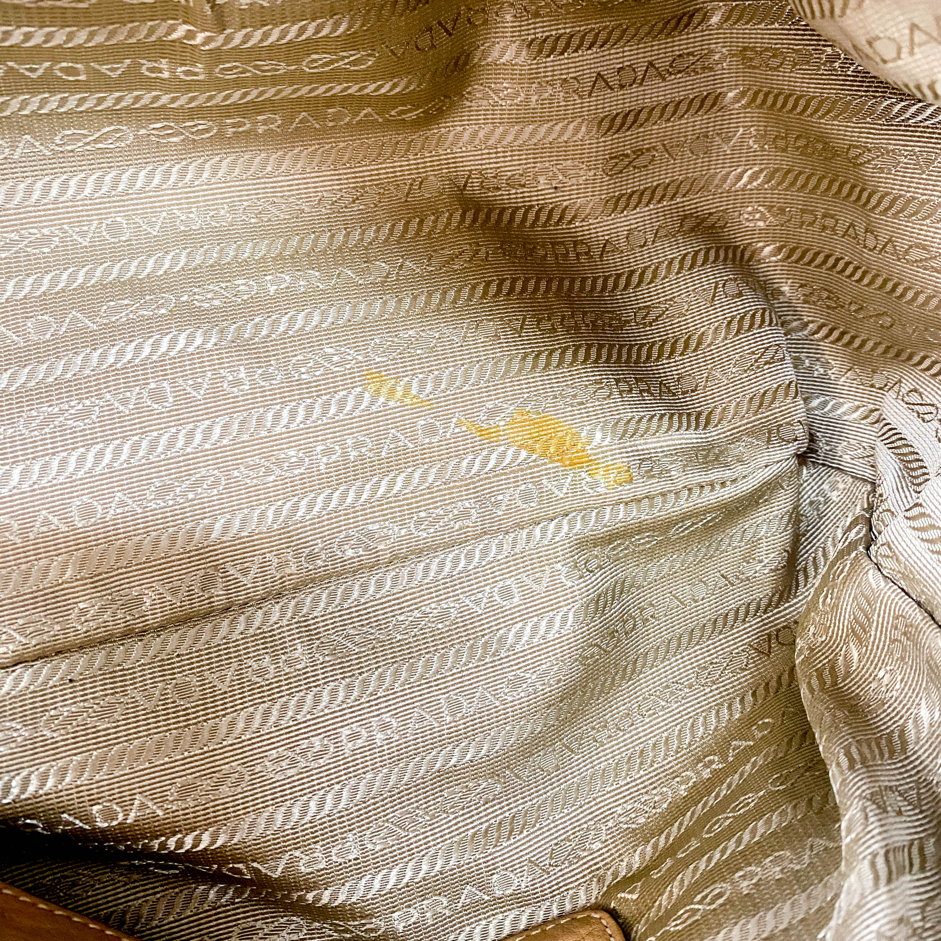 Chain Detail Calf Leather Shoulder Bag