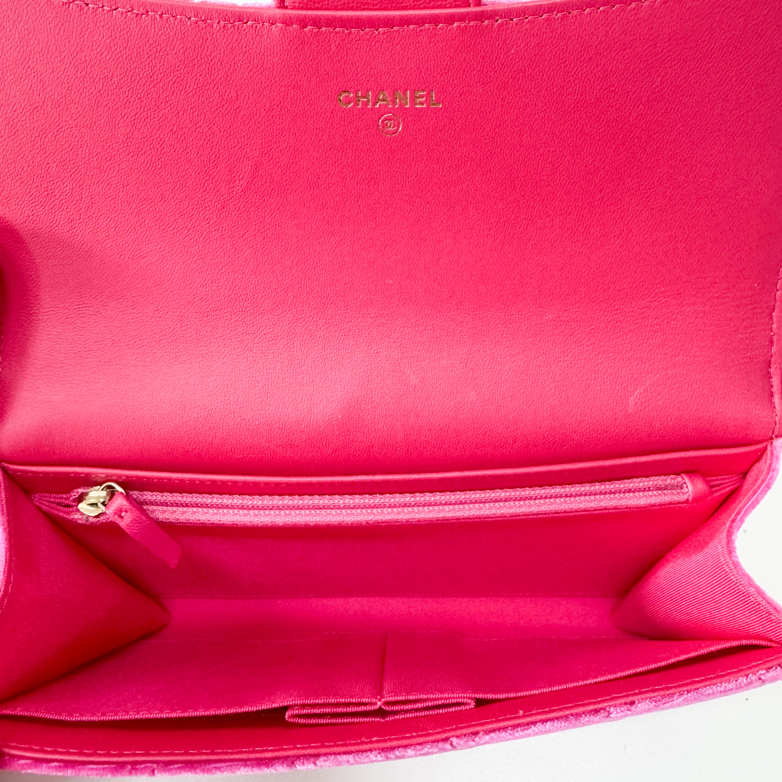 Matelassé Mini Pink Velvet Shoulder Bag