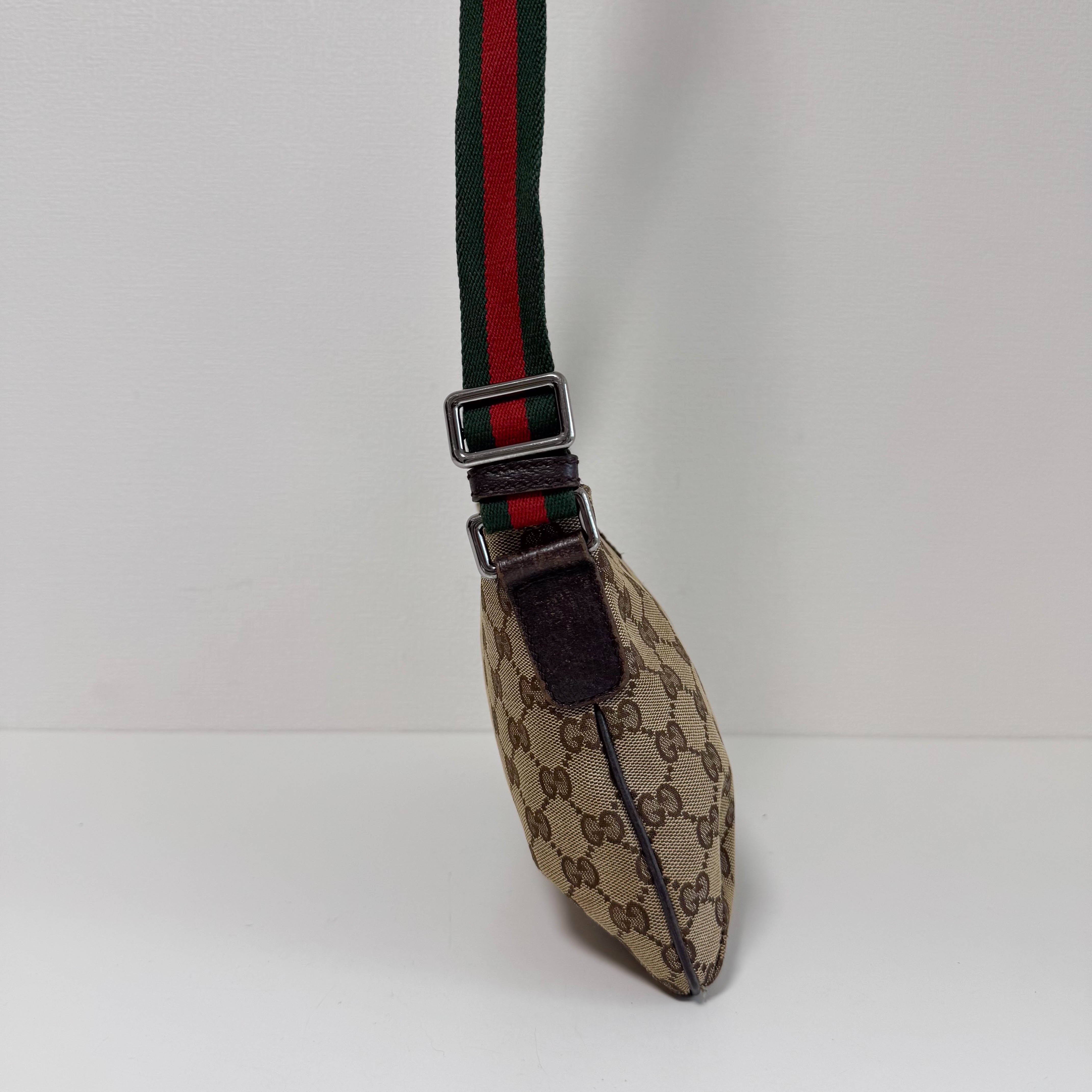 GG Canvas Sherry Line Shoulder Bag