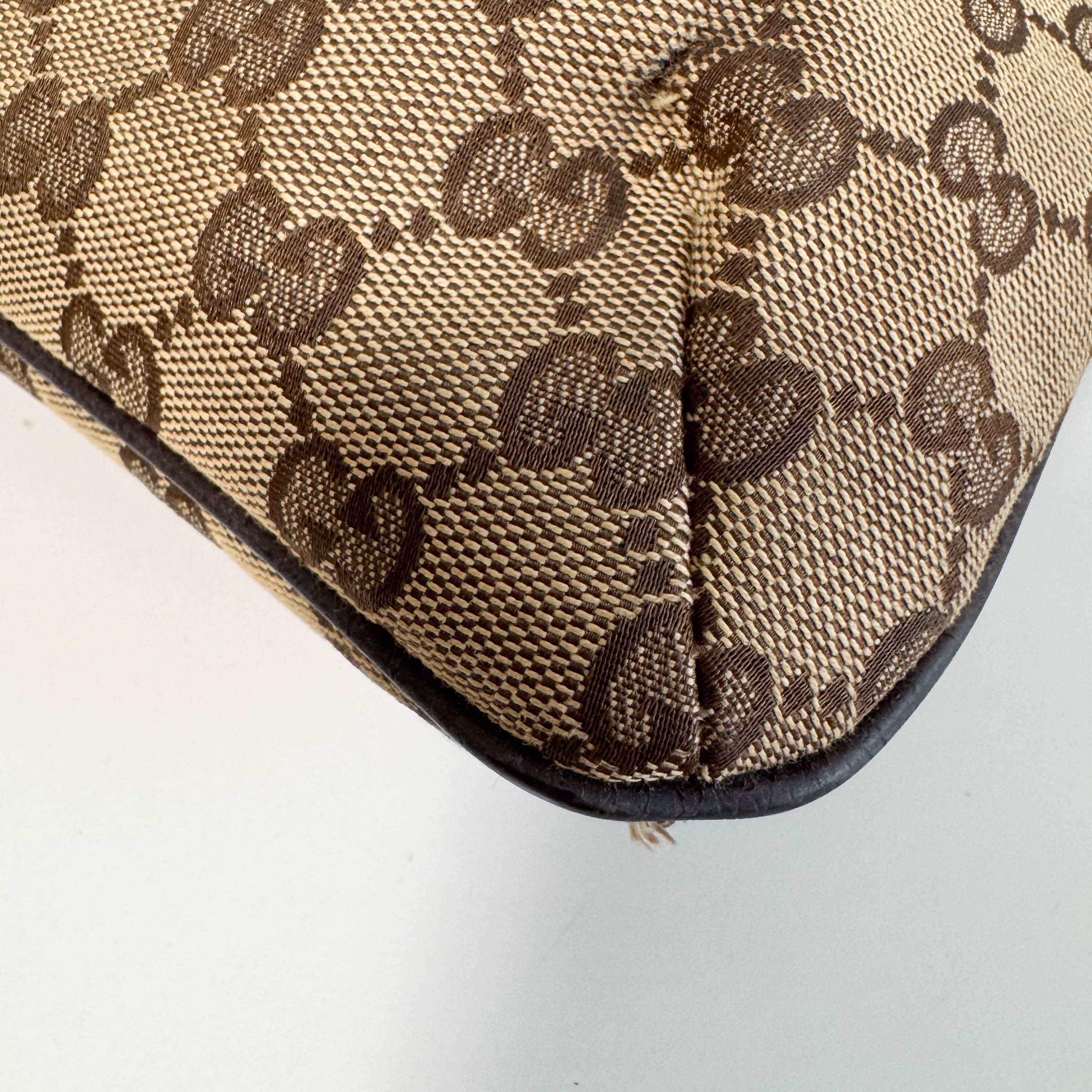 GG Canvas Sherry Line Shoulder Bag