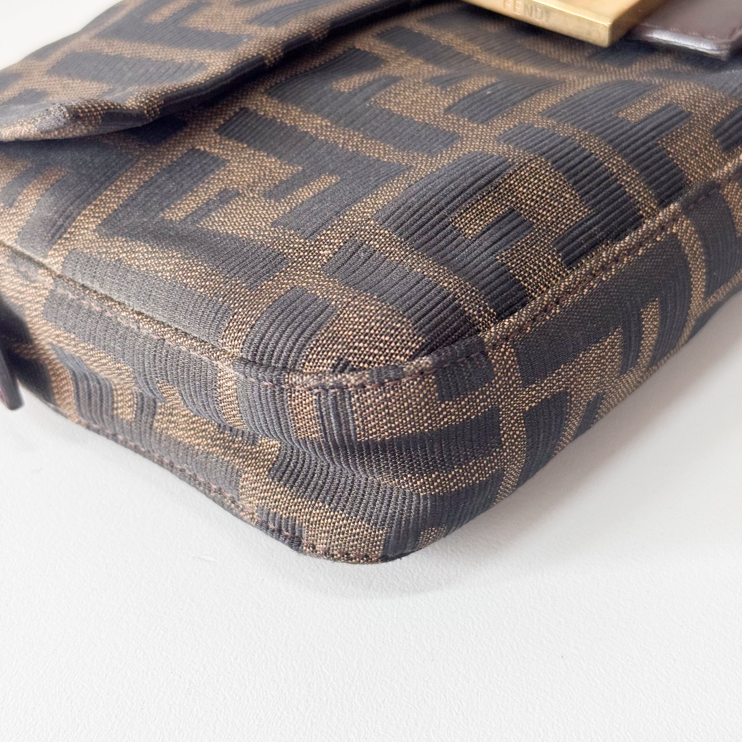 Zucca Baguette Brown Shoulder Bag