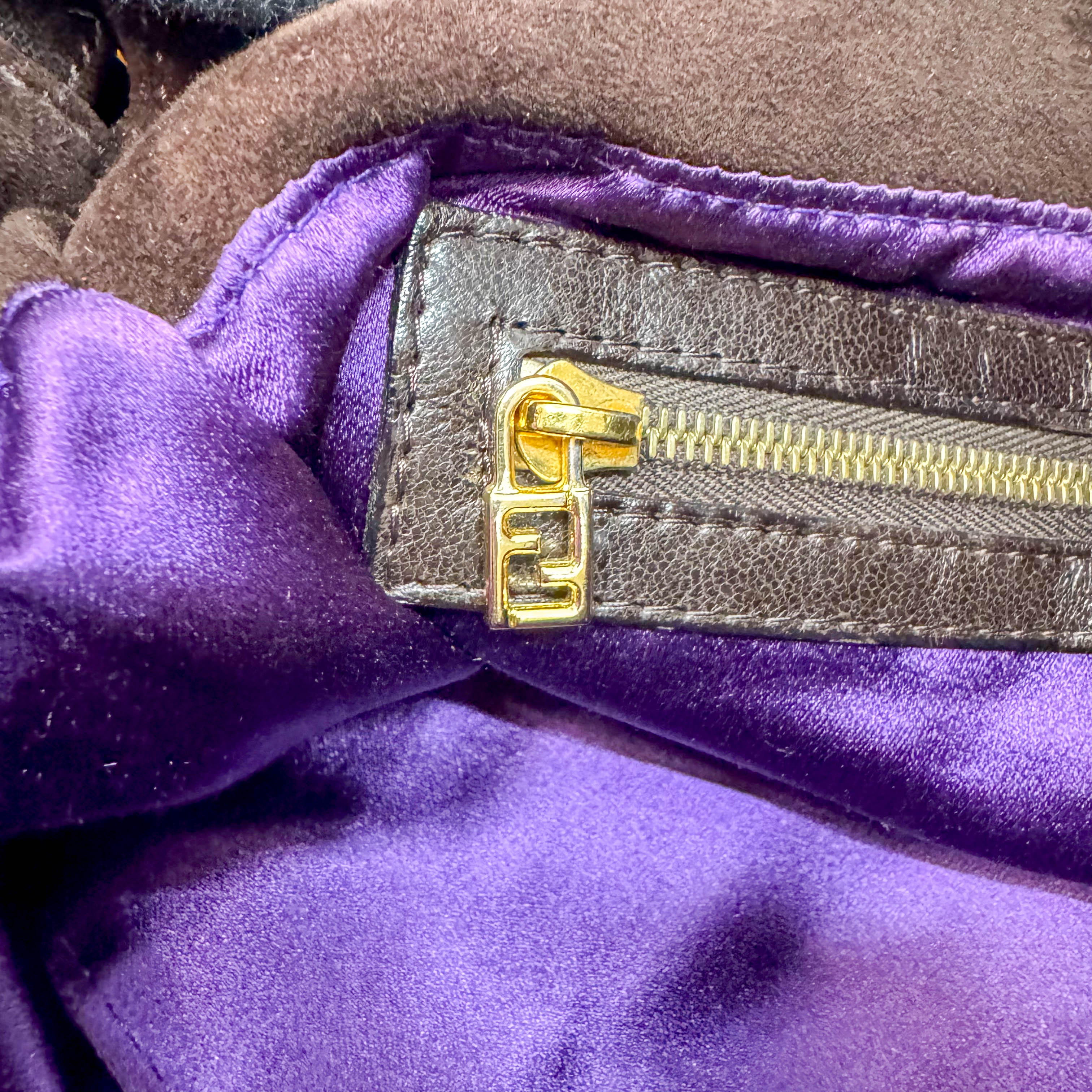 Mamma Baguette Suede Bag