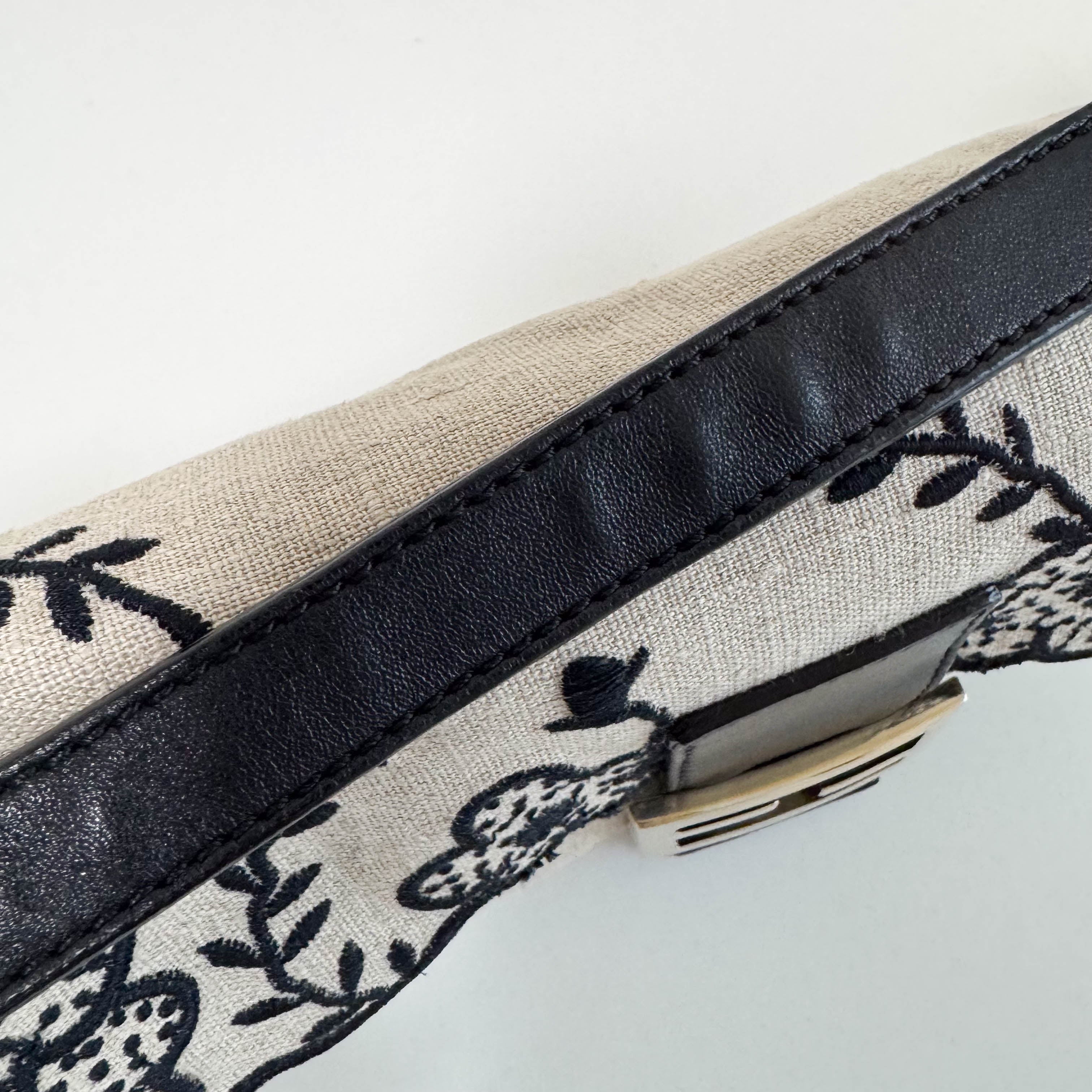 Baguette Raffia Flower Embroidered Shoulder Bag