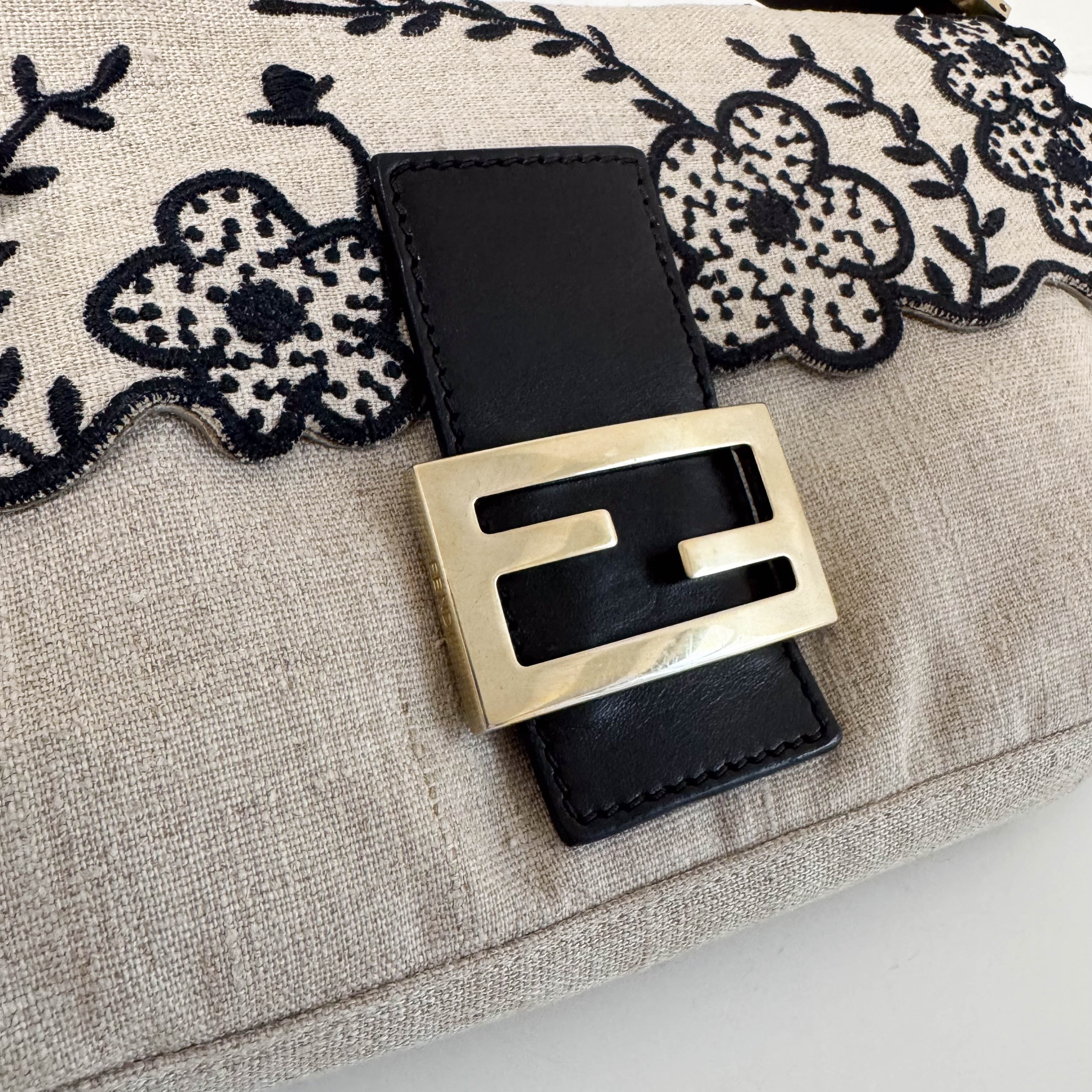 Baguette Raffia Flower Embroidered Shoulder Bag