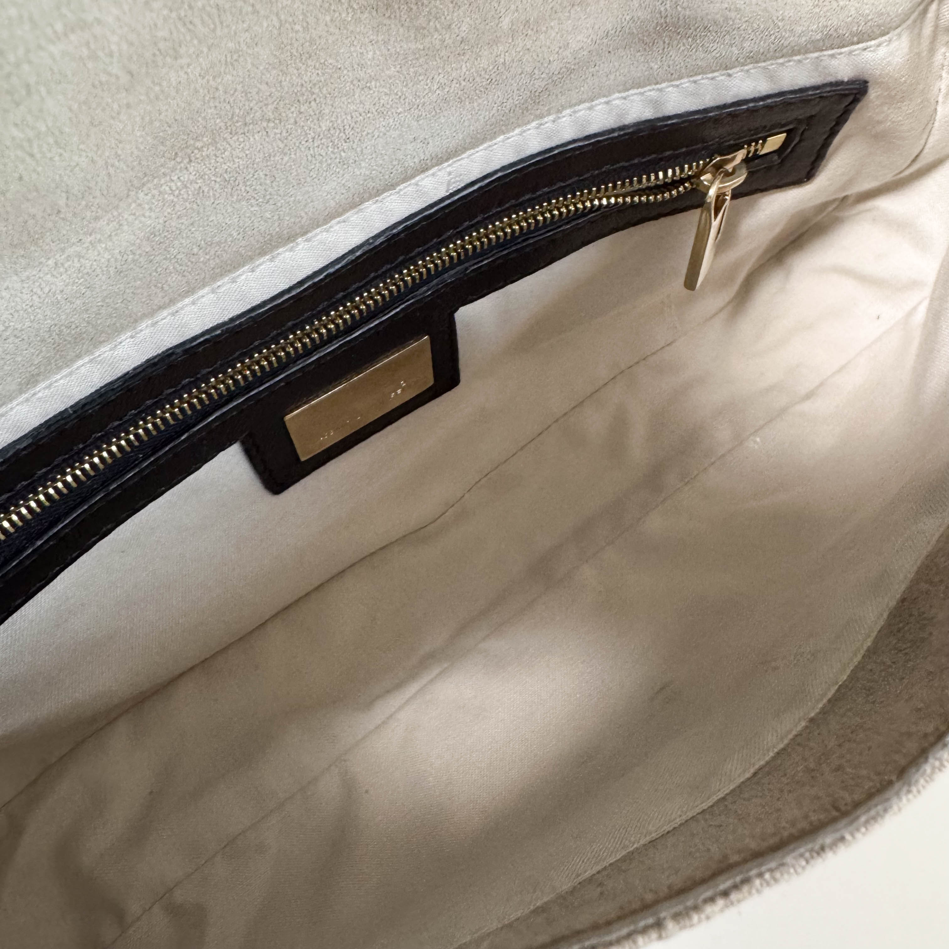 Baguette Raffia Flower Embroidered Shoulder Bag