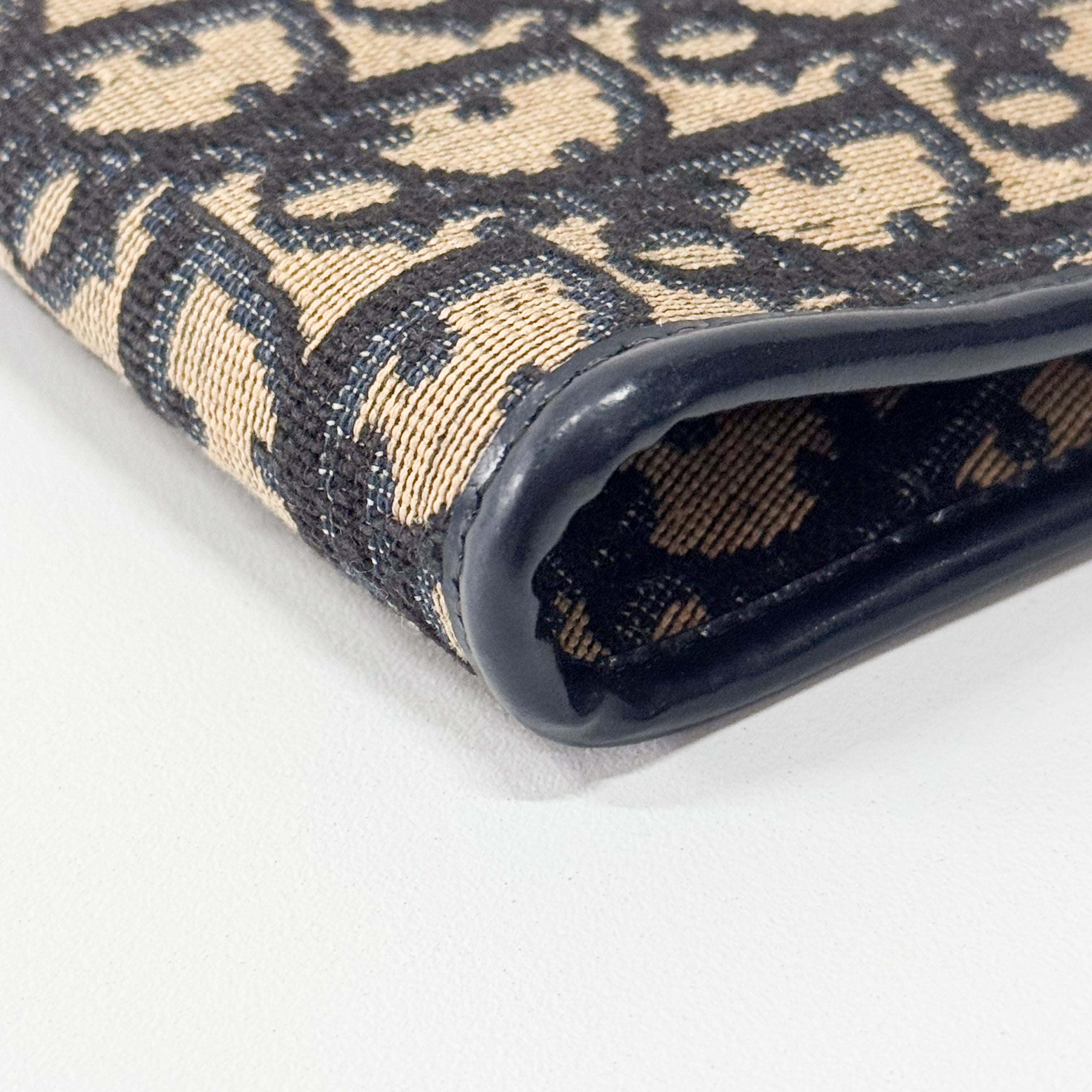 Trotter Navy Clutch Bag