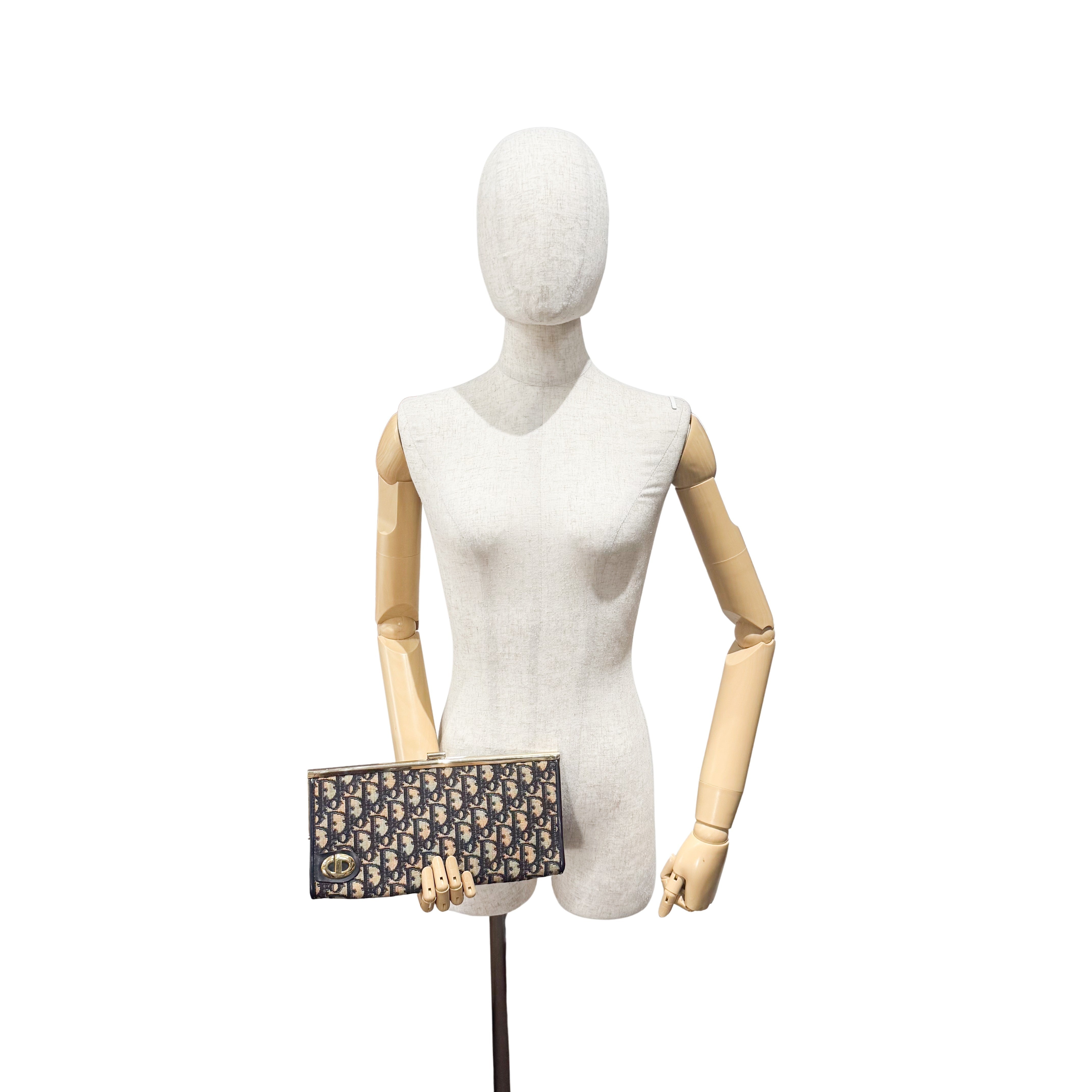 Trotter Navy Clutch Bag