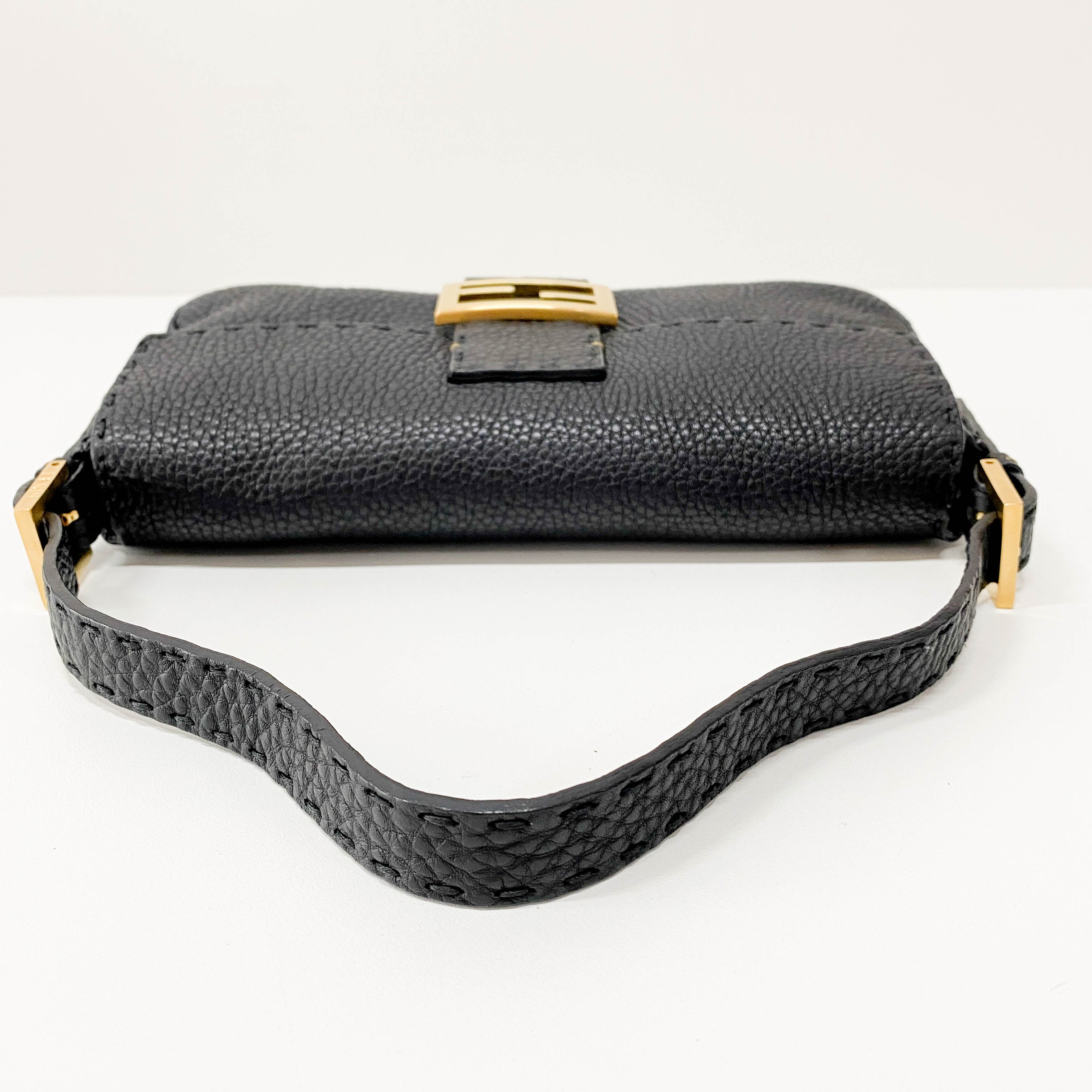 Baguette Black Leather Shoulder Bag