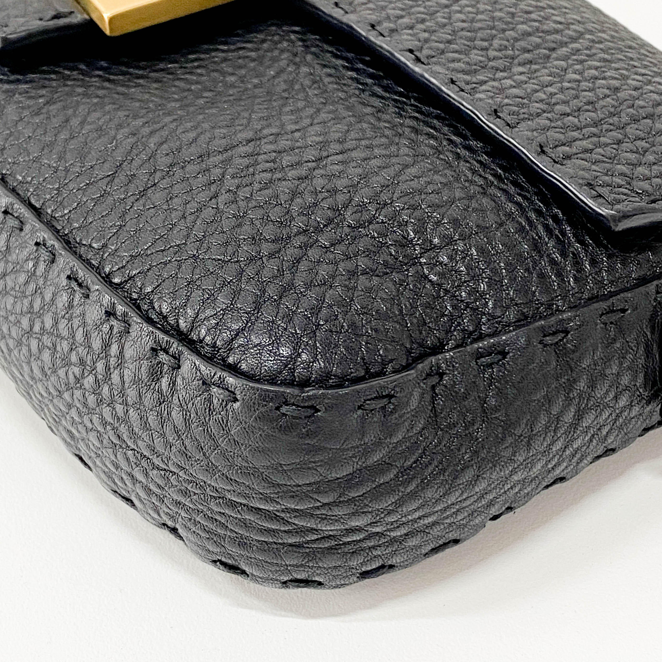 Baguette Black Leather Shoulder Bag