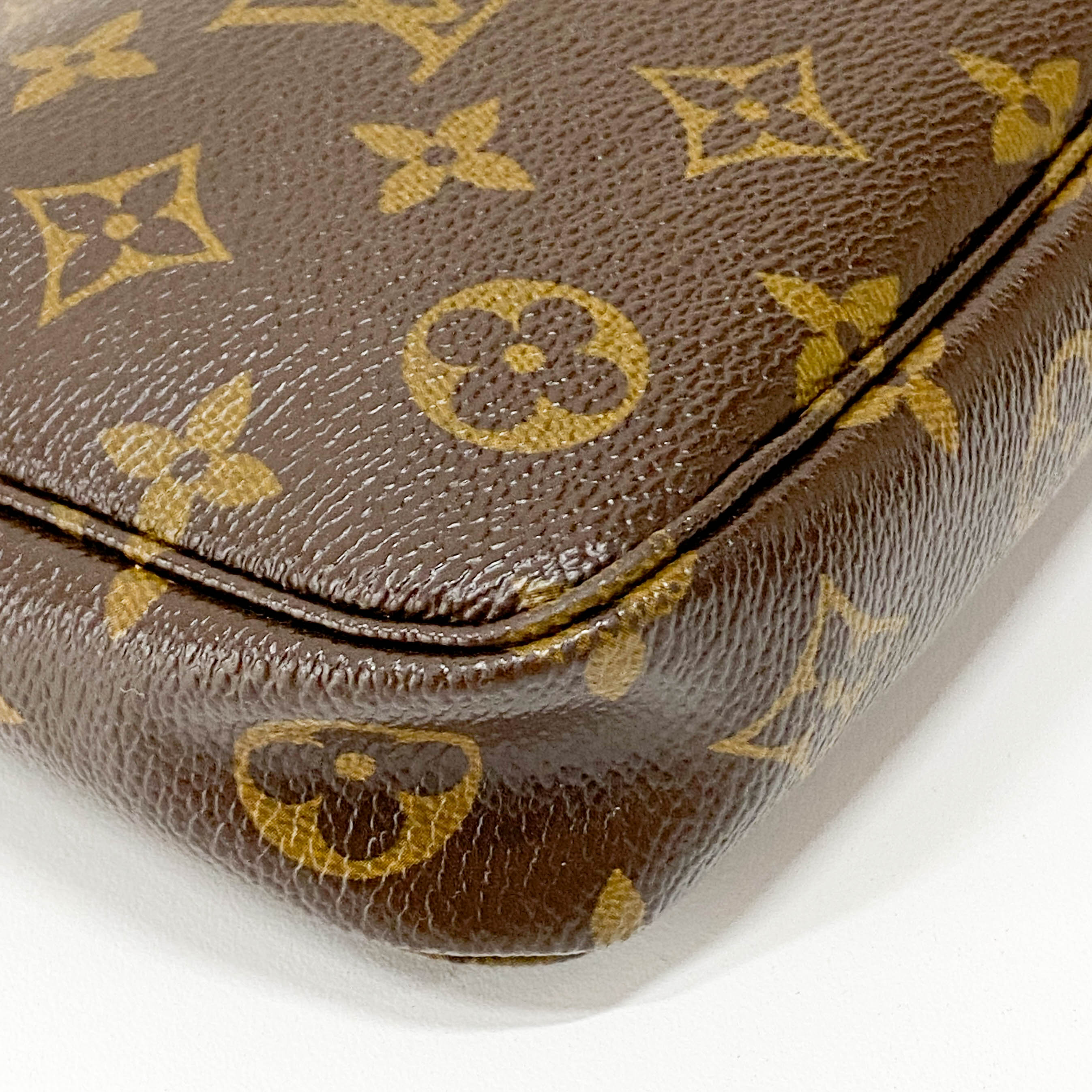 Louis Vuitton x Takashi Murakami Monogram Cherry Pochette Accessoire