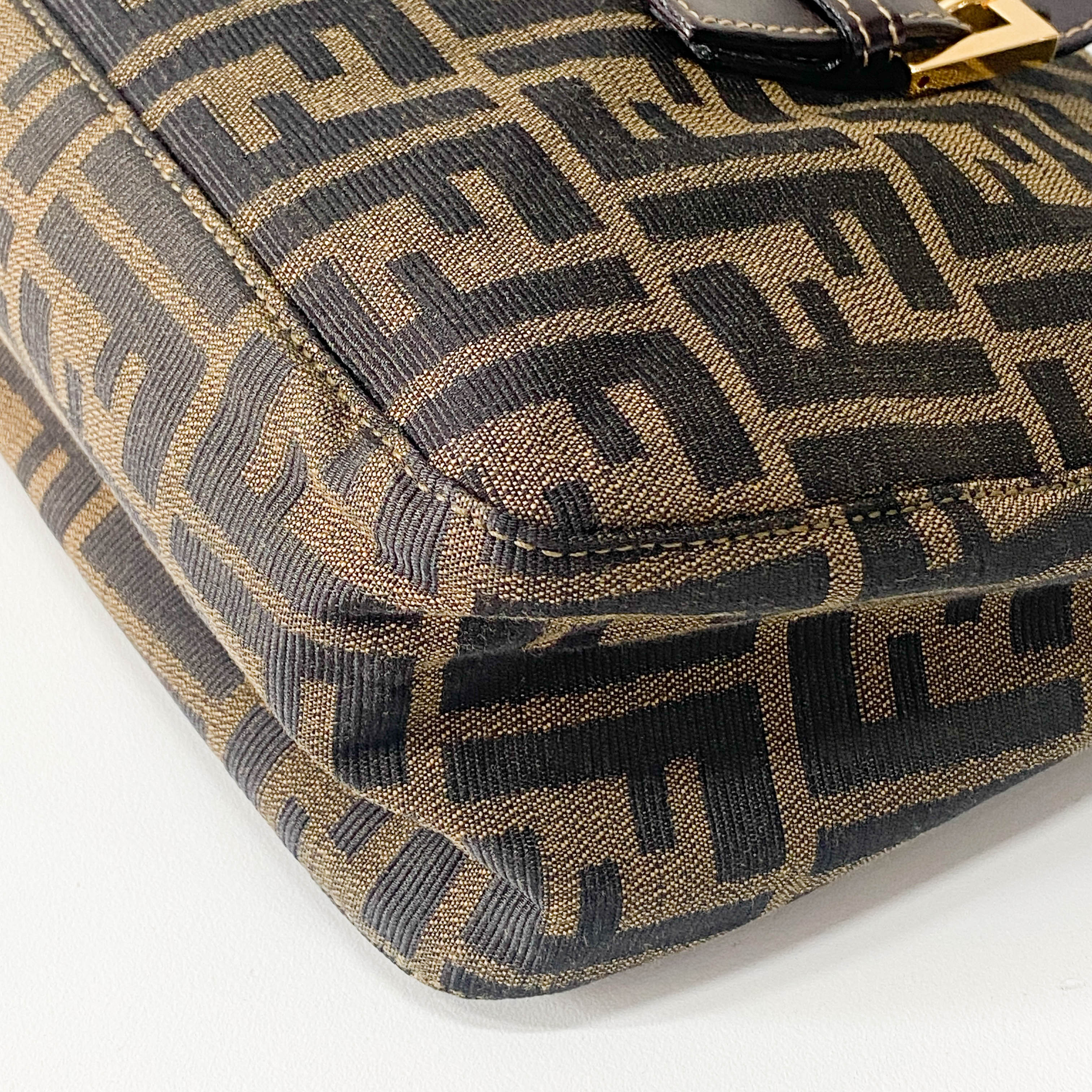 Zucca Brown Canvas Shoulder Bag