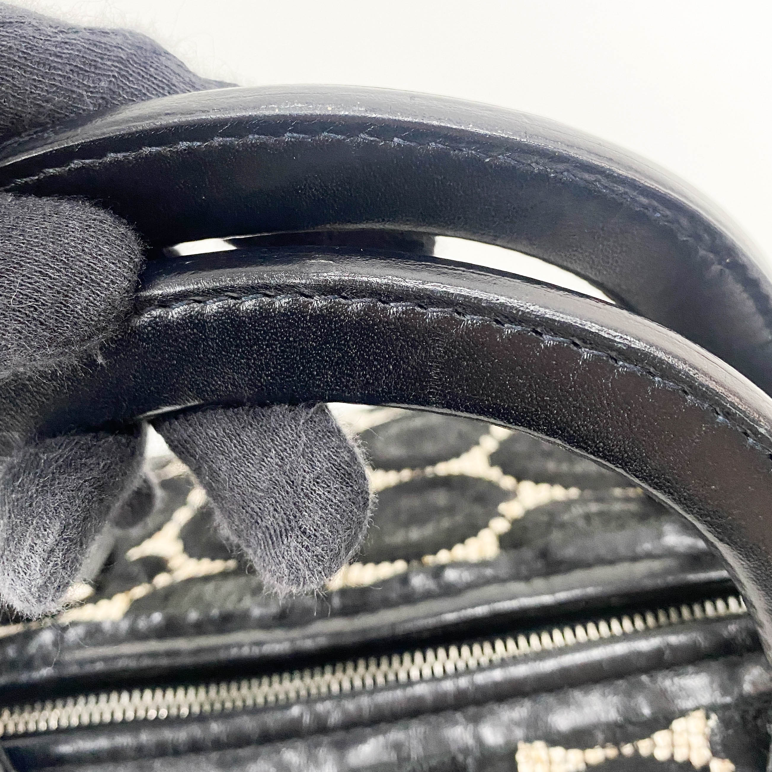 Silk Satin Dots Handle Bag