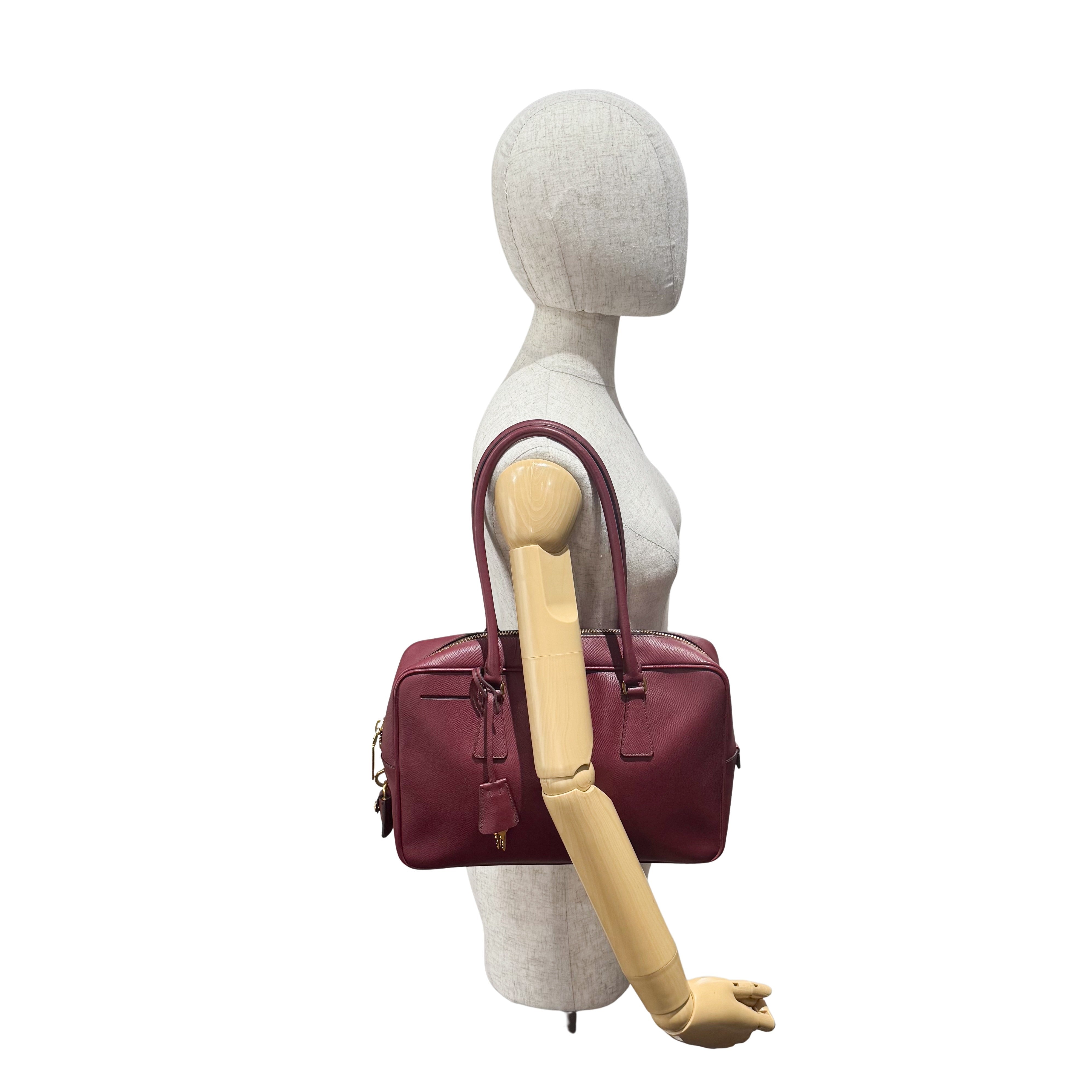 PRADA Red Leather Shoulder Bag – HIVE PRELOVED