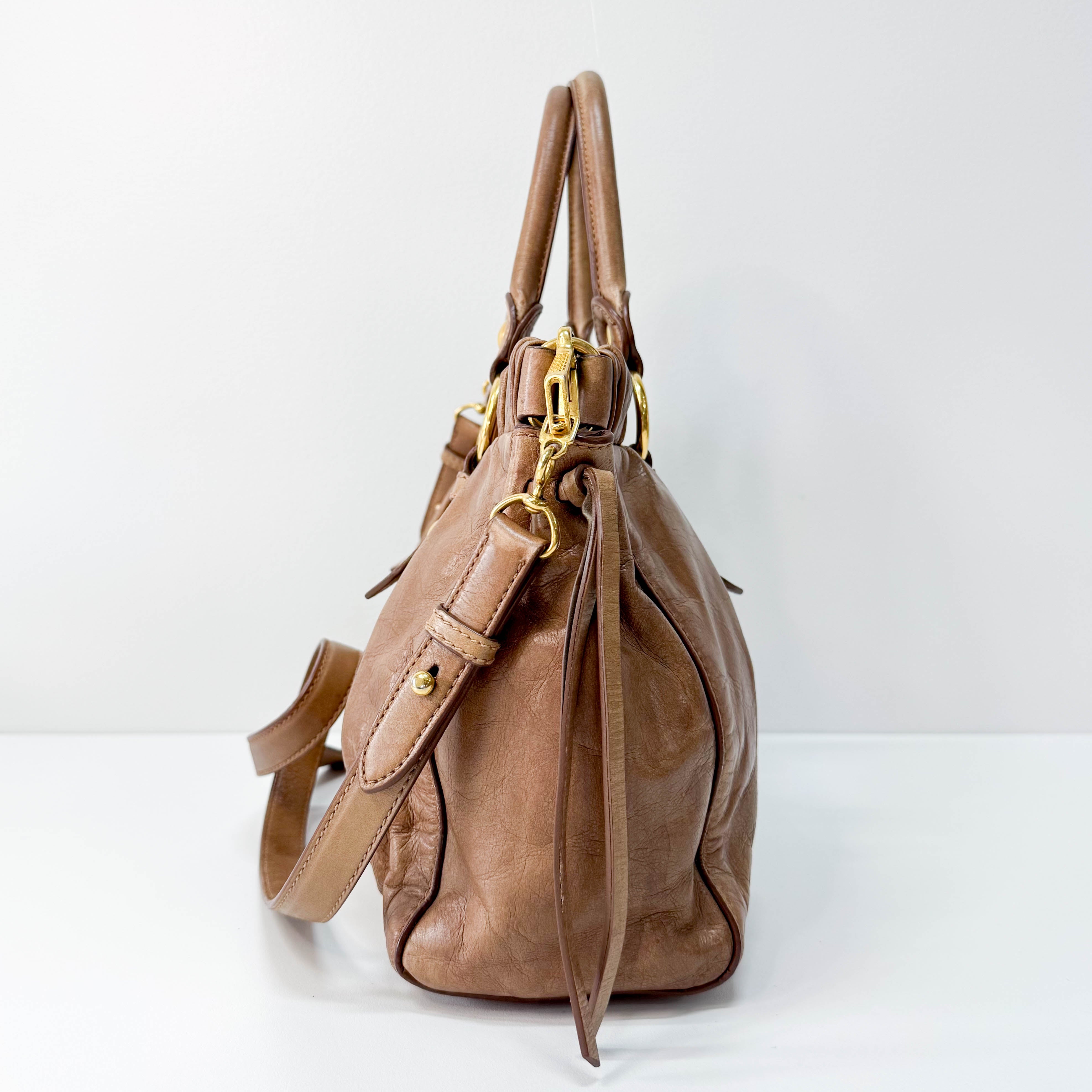 Vitello Bauletto Caramel  Leather Handle/Shoulder Bag
