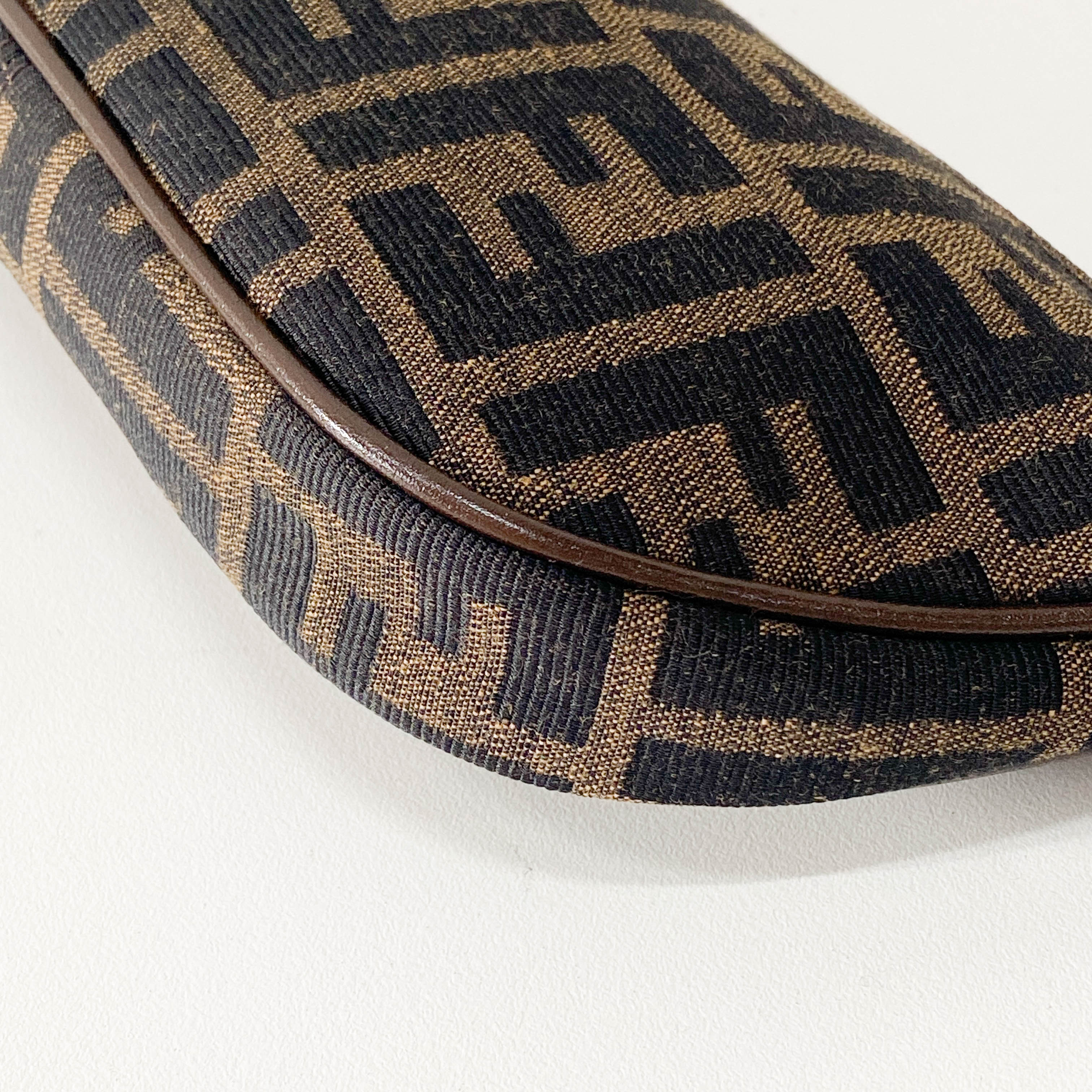 Zucca Brown Canvas Pouch