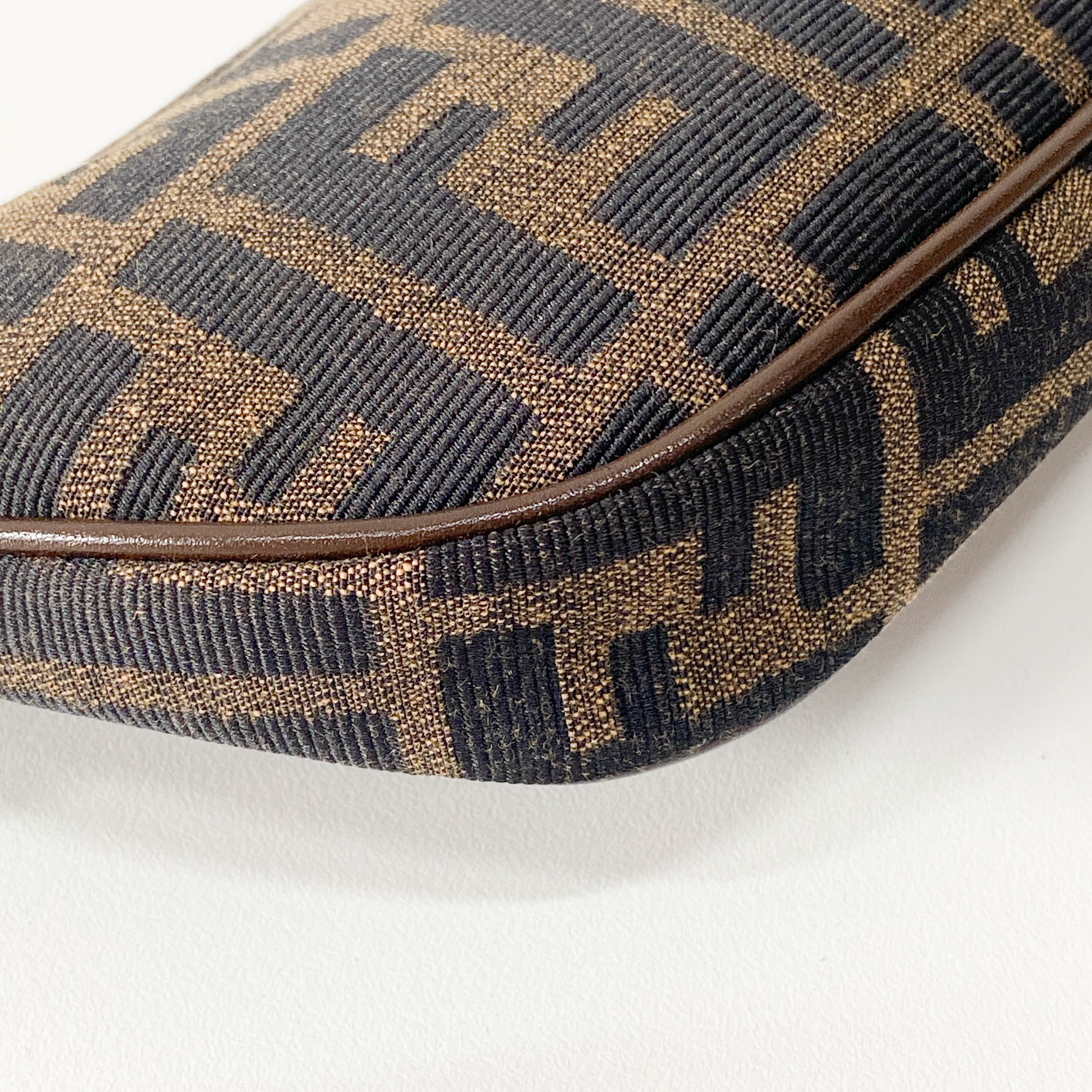 Zucca Brown Canvas Pouch