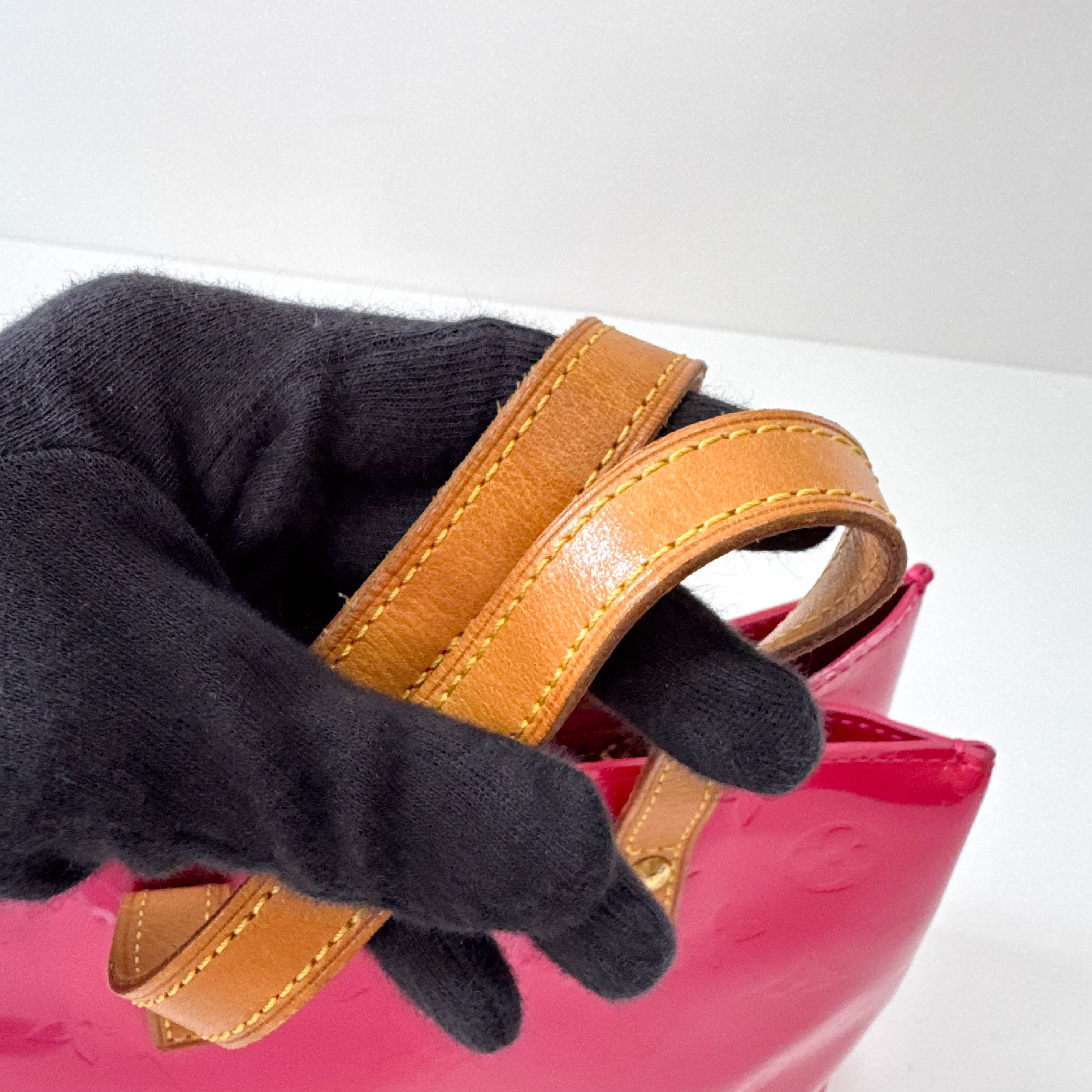 Monogram Vernis Pink Reade PM handbag