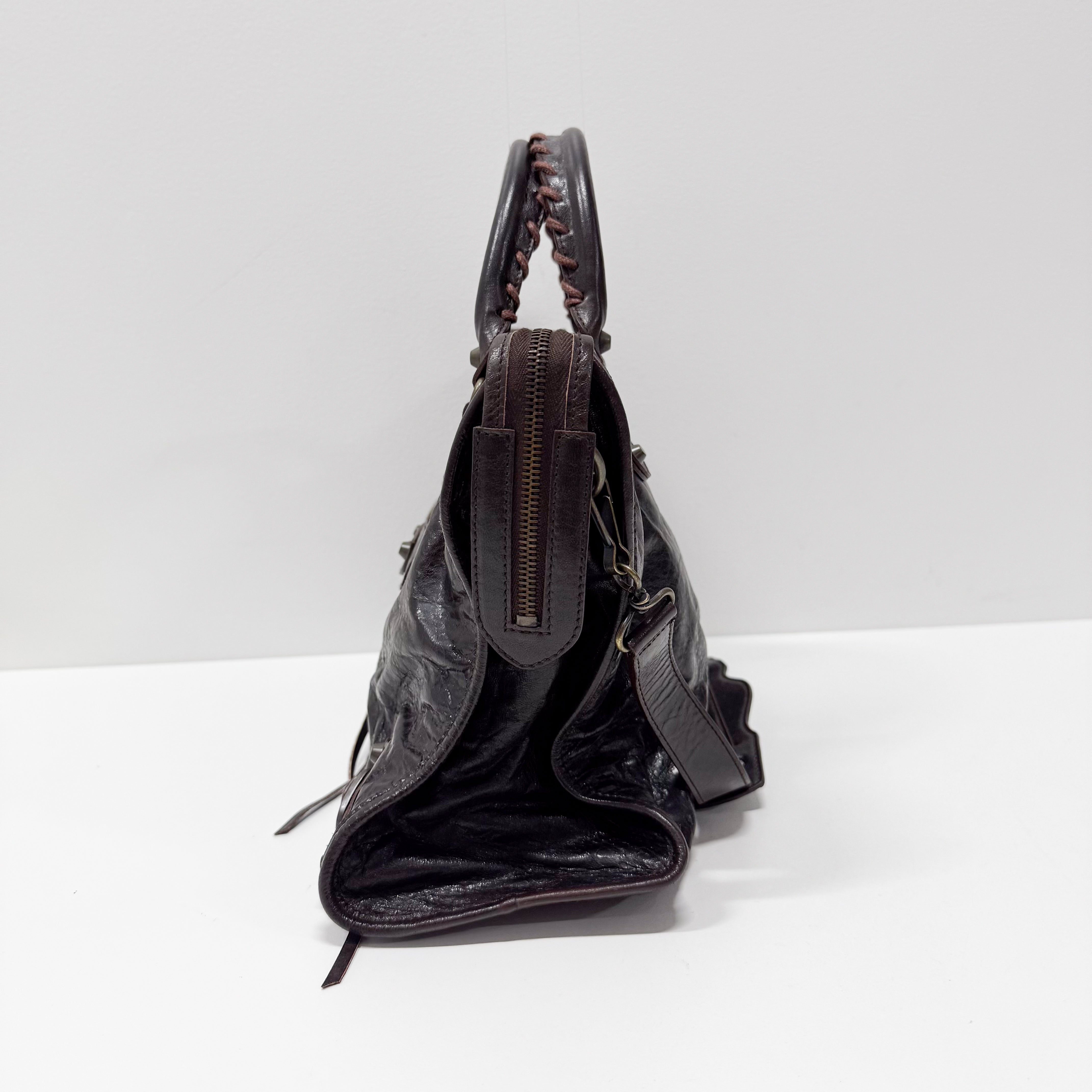 The Giant City Brown Leather Two Way Bag