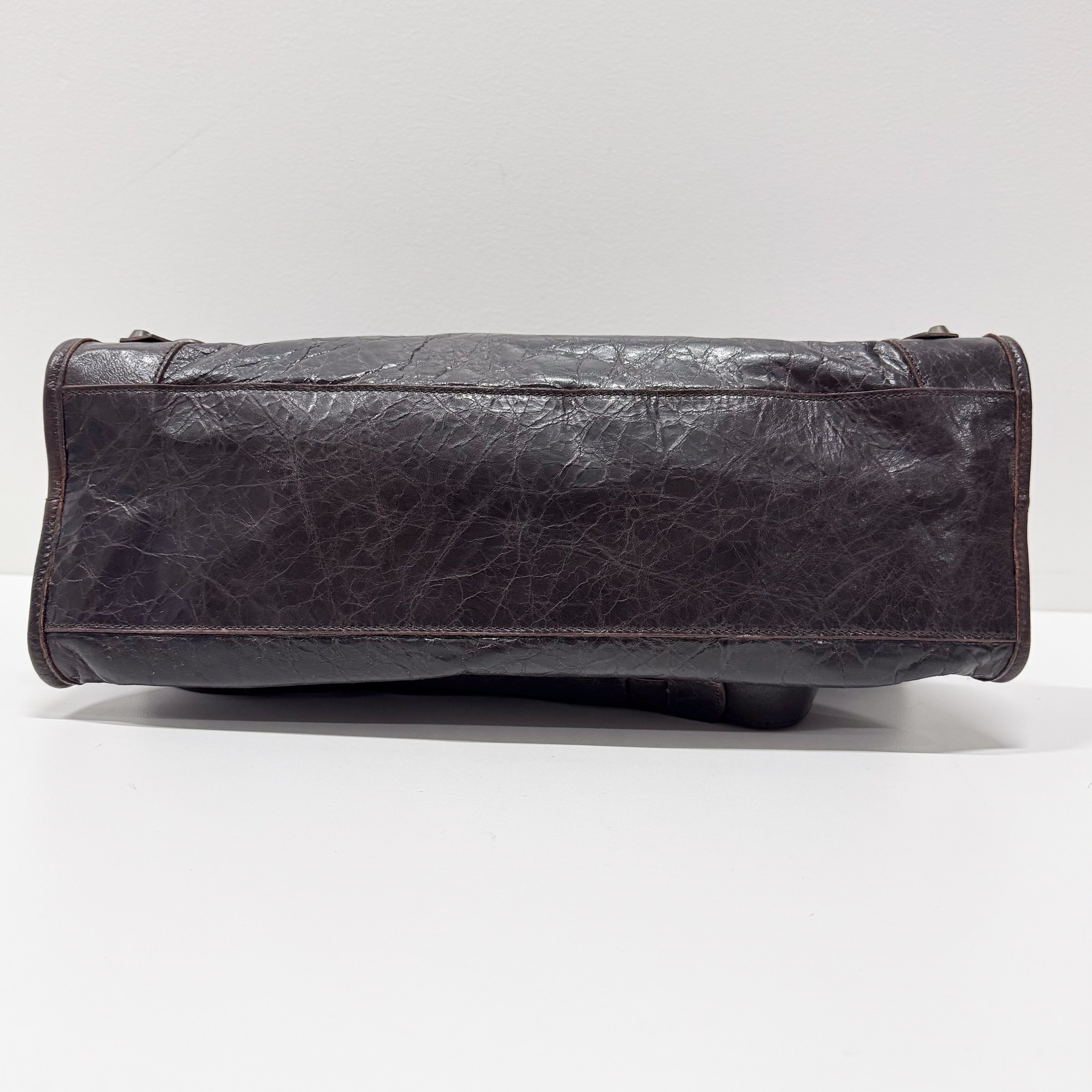 The Giant City Brown Leather Two Way Bag