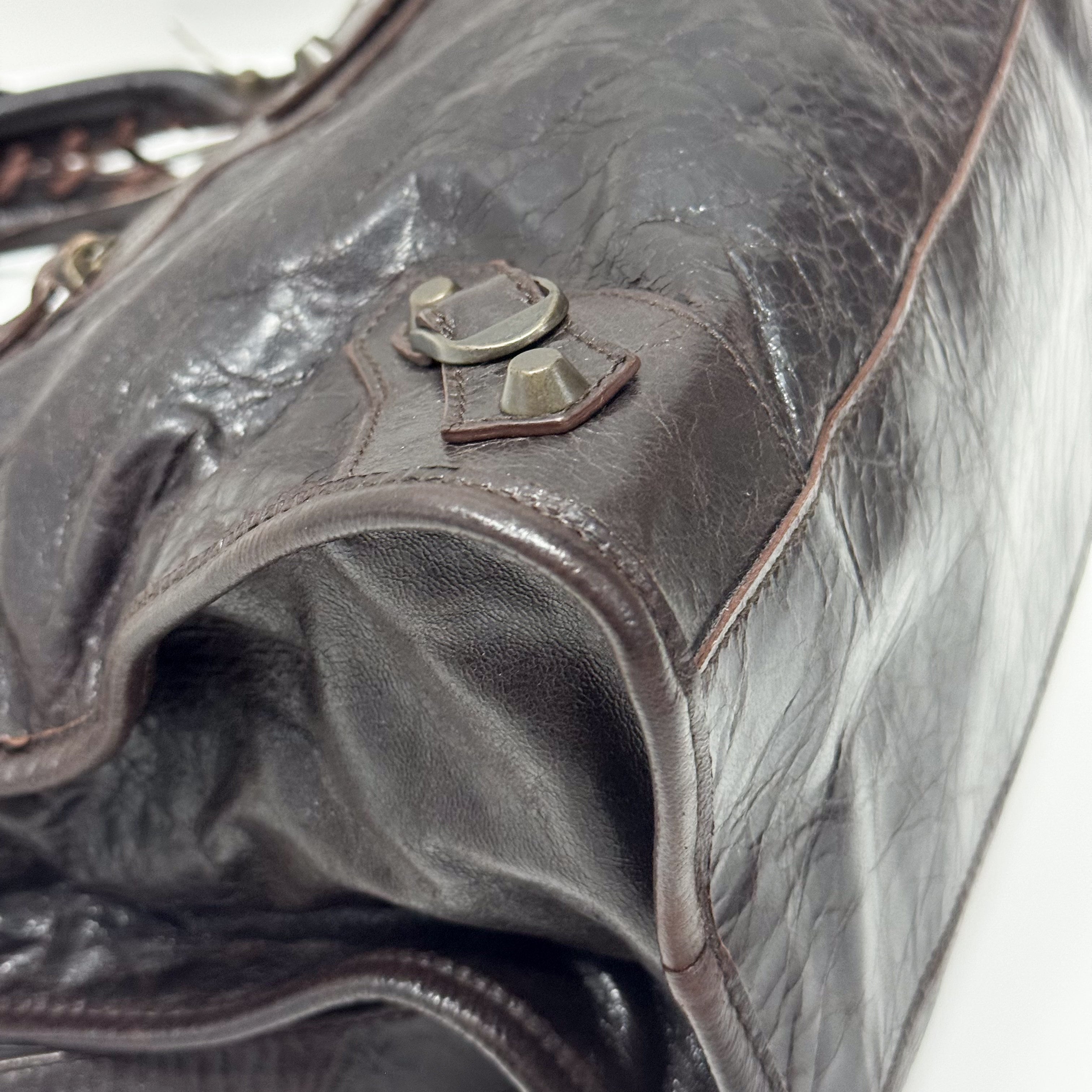 The Giant City Brown Leather Two Way Bag