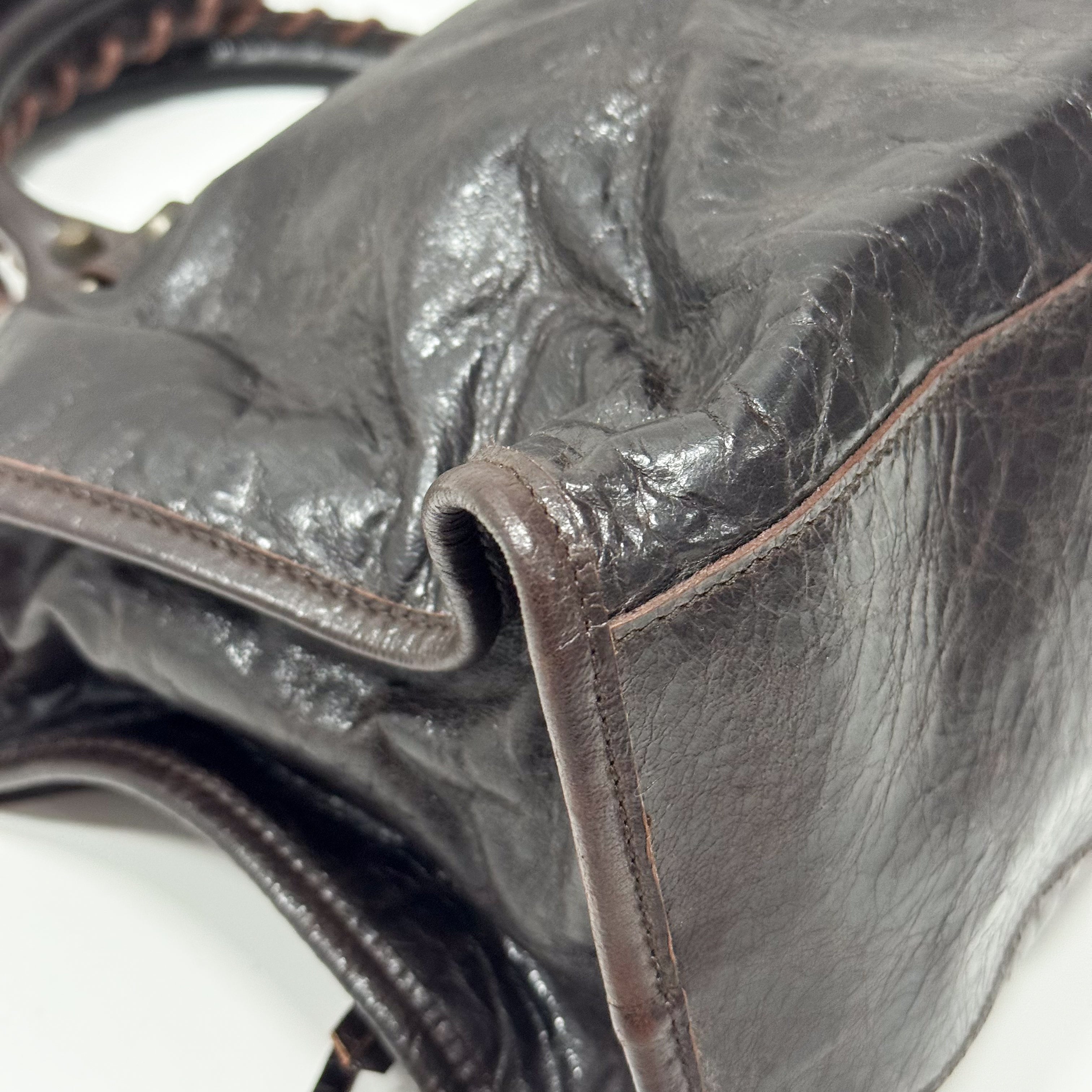 The Giant City Brown Leather Two Way Bag